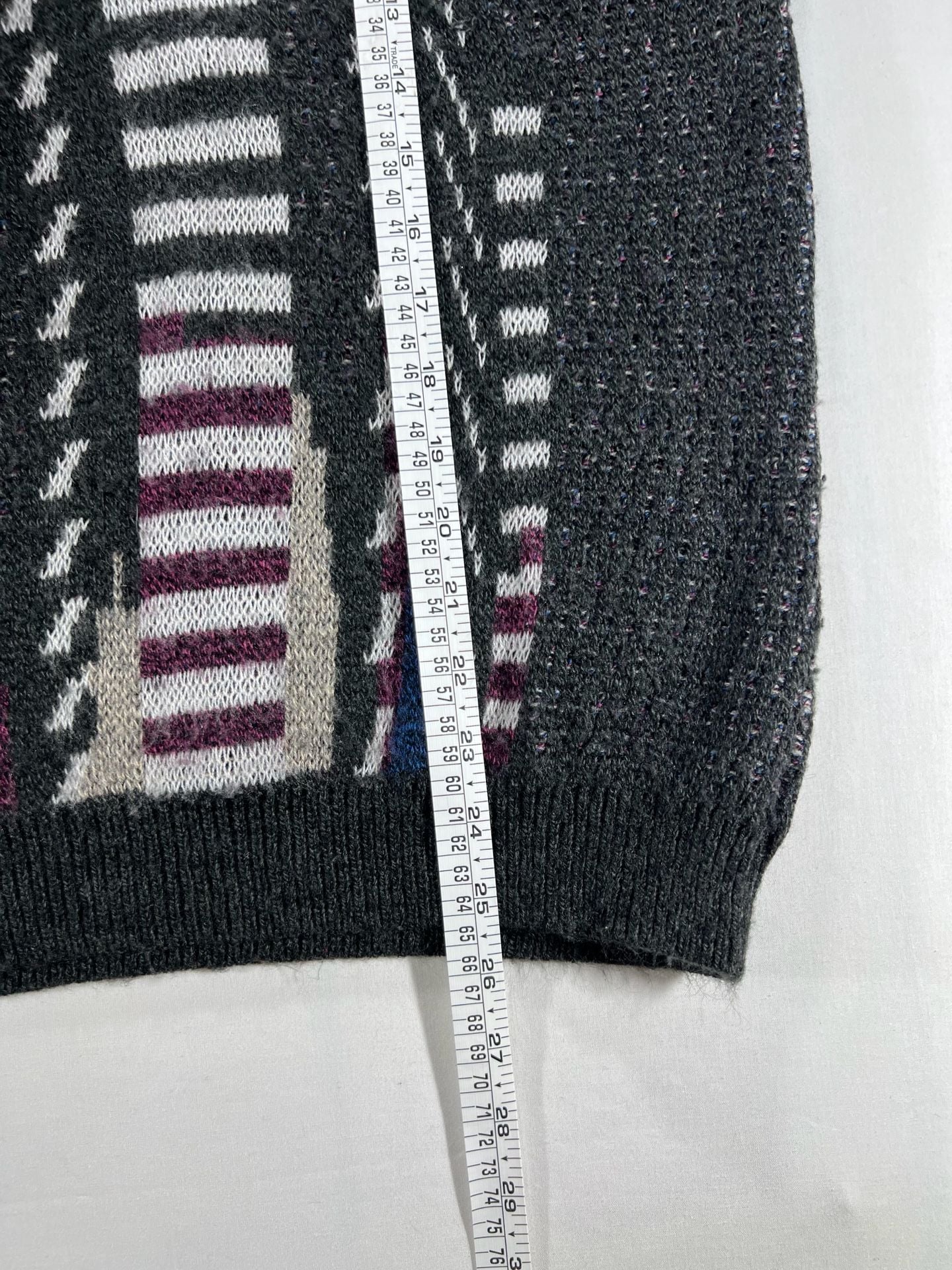 Jantzen Vintage 90s Abstract Geometric Knit Sweater Size L Charcoal 5