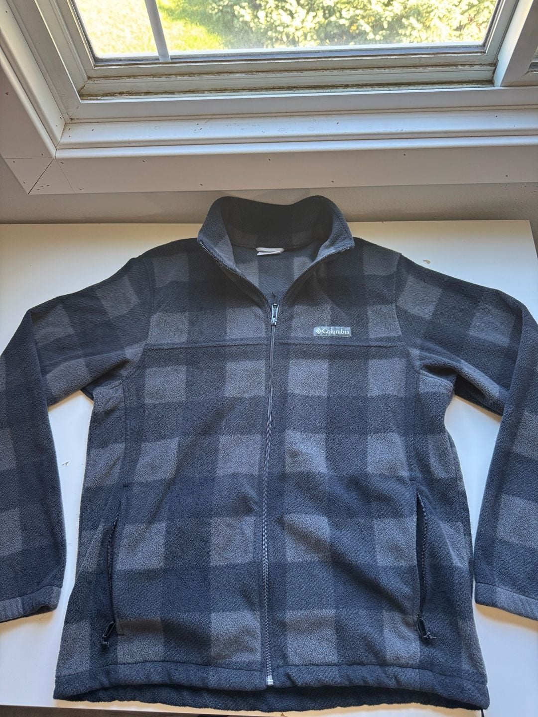Columbia Plaid Full Zip Fleece Jacket Gray Black 2