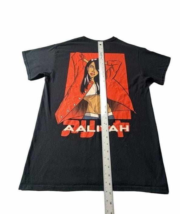Aaliyah T-Shirt Ripple Junction Cartoon Style Sz Large 8