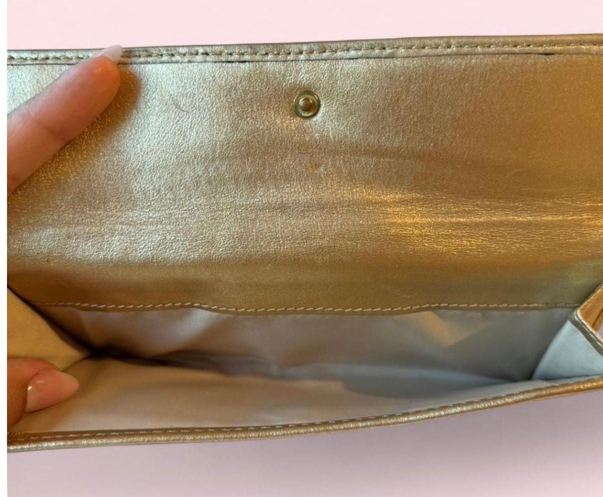 Coach Signature C Turnlock Wallet Khaki Gold 6