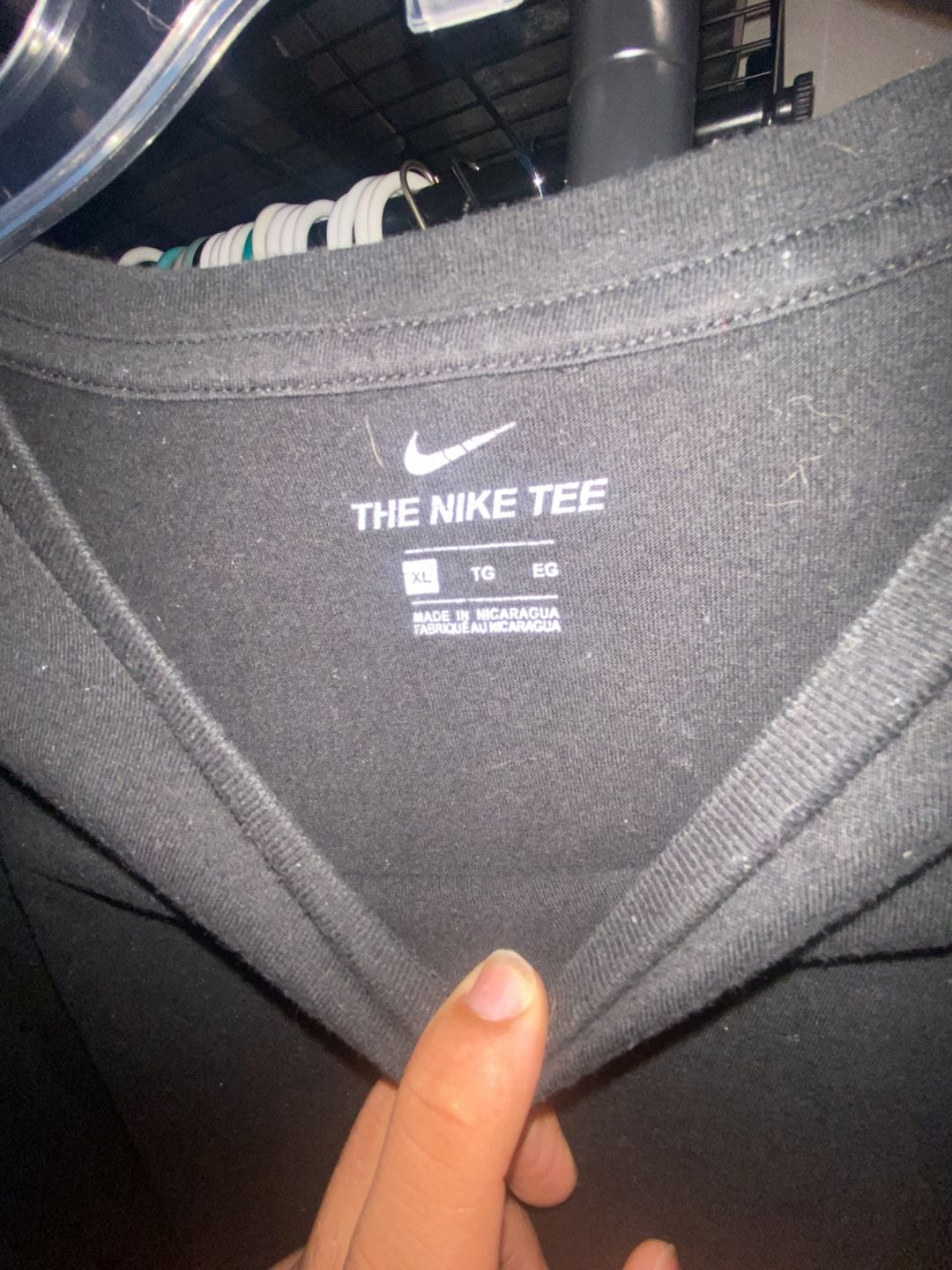 Nike The Nike Tee Size XL Black T-Shirt with Chest Patch Logo 4