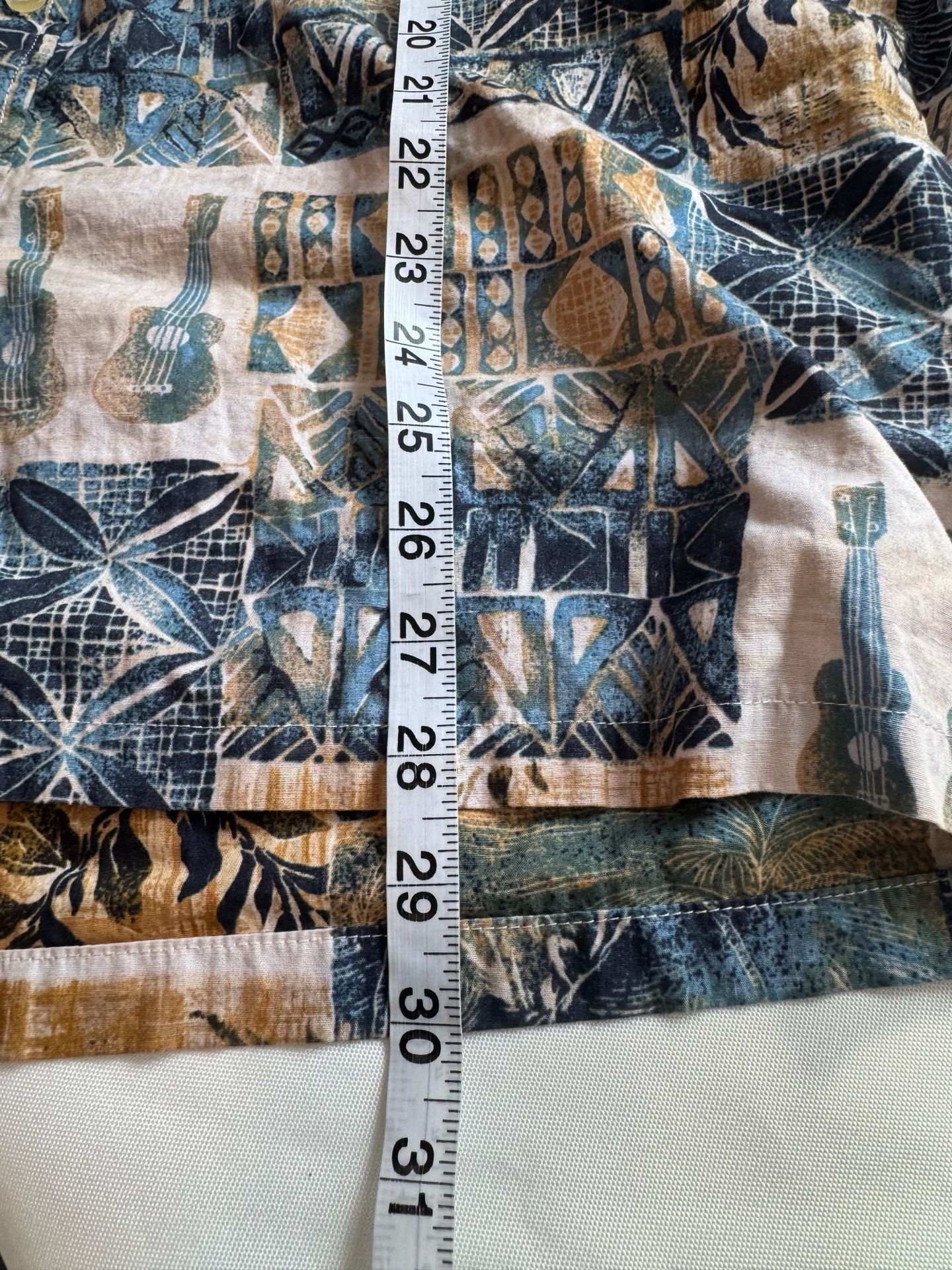 Hawaiian Aloha Shirt Tiki Ukulele Tropical Island Resort Coastal Size L 6