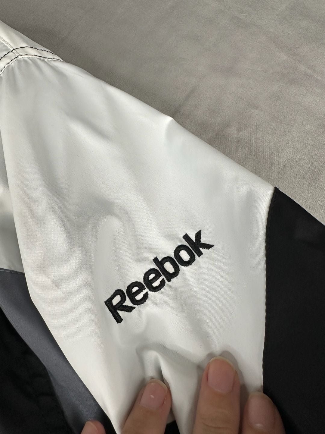 Product thumbnail 4