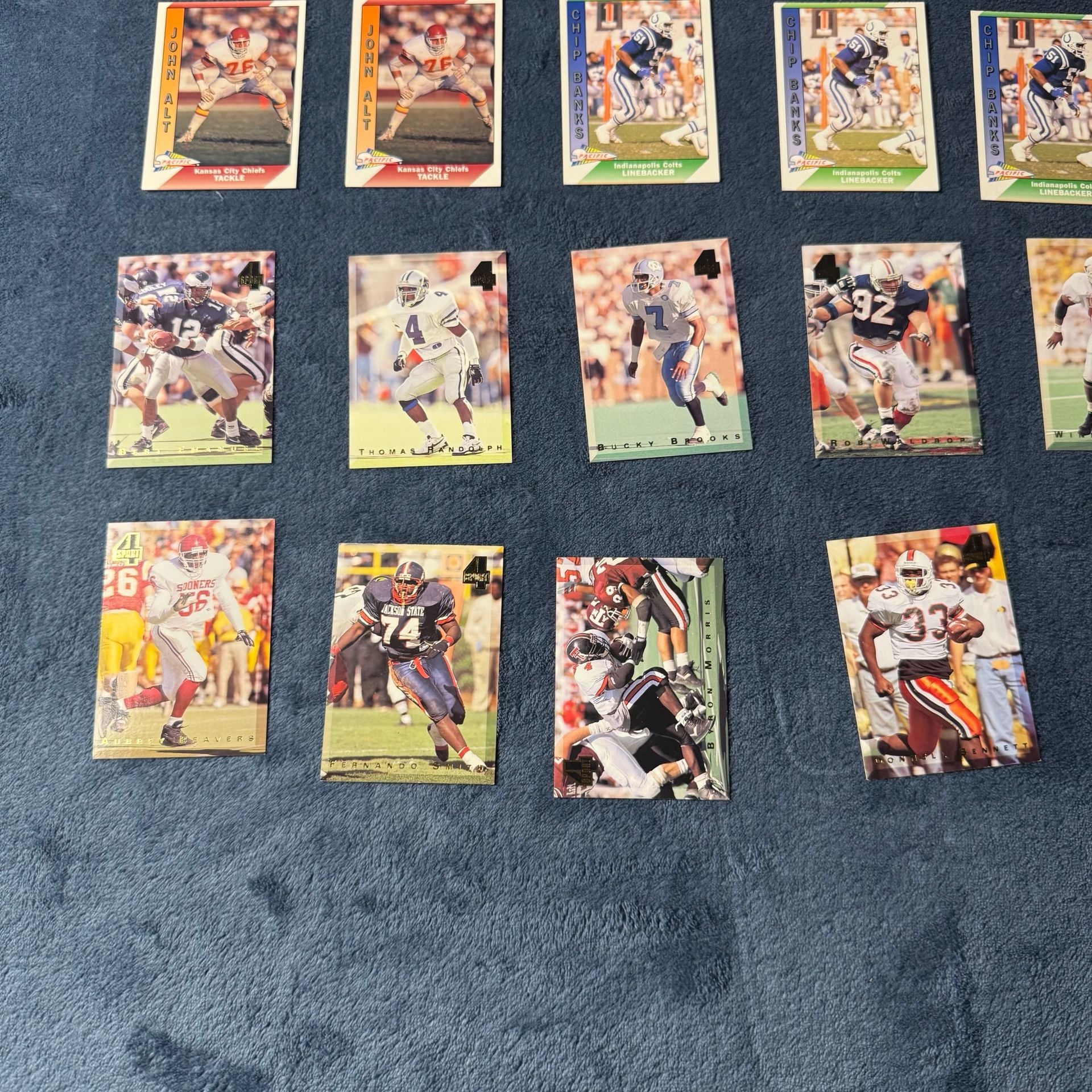 Vintage NFL Football Trading Cards Lot of 22 4