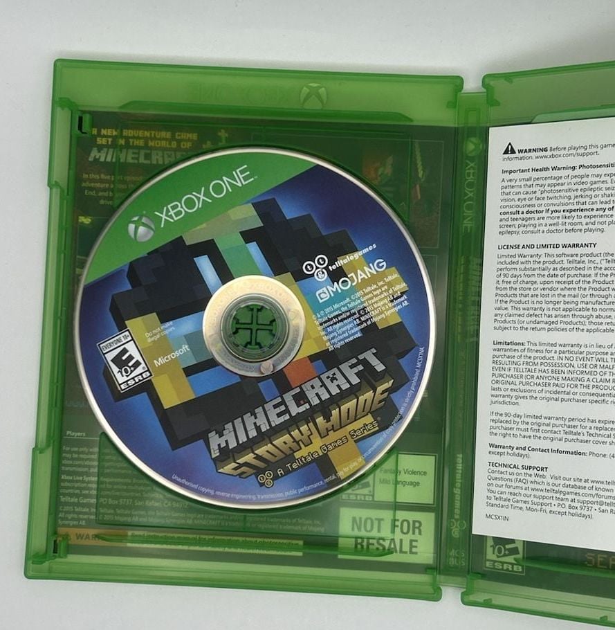 Microsoft Minecraft: Story Mode Season Pass Disc Xbox One 3