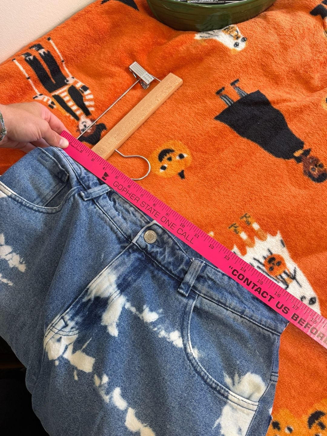 Cropp Denim Shorts Size 34 Bleach Wash Cloud Pattern Jorts 8