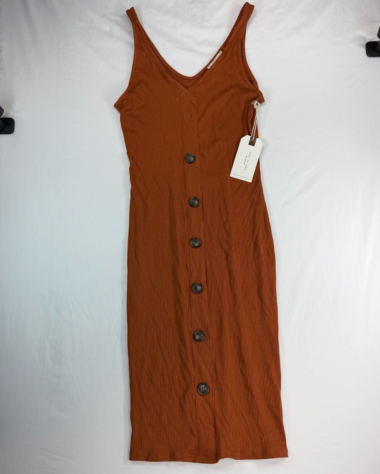 Day to Day Blu Pepper Dress M Rust Ribbed Button Front Midi NWT 2