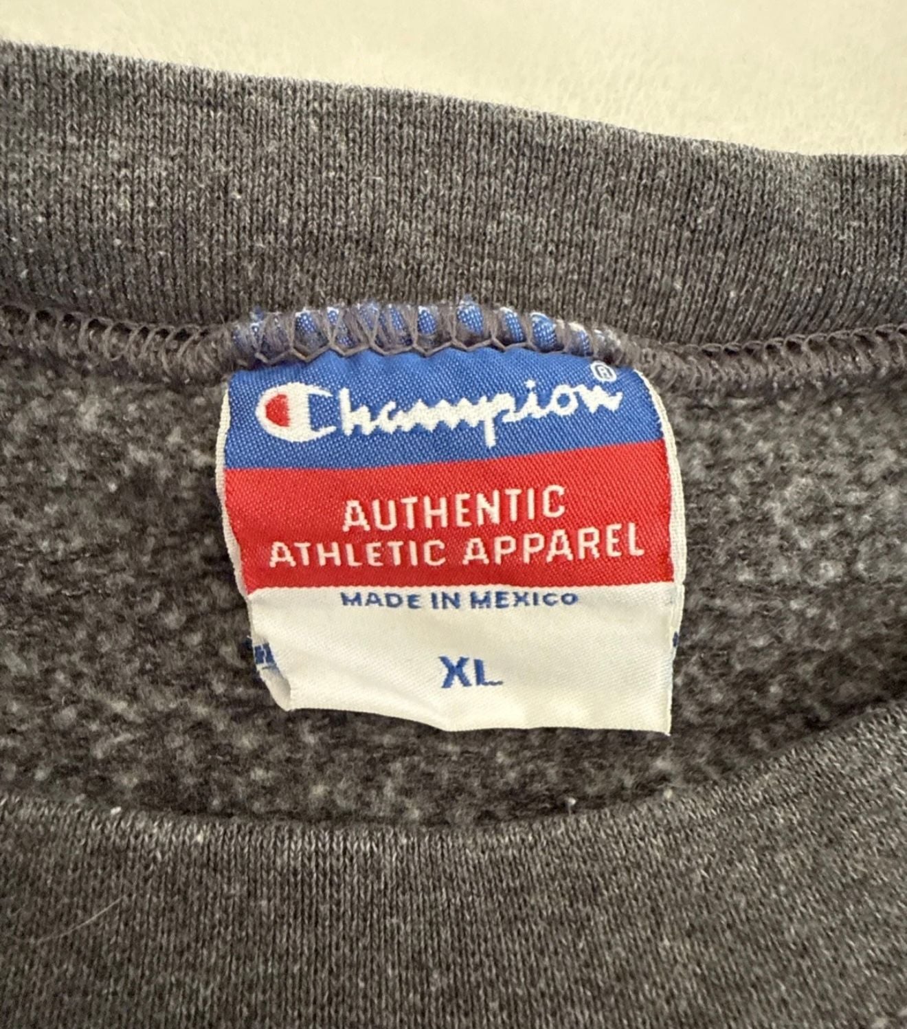 Champion Northwest Sweatshirt Size XL Grey Crewneck 4