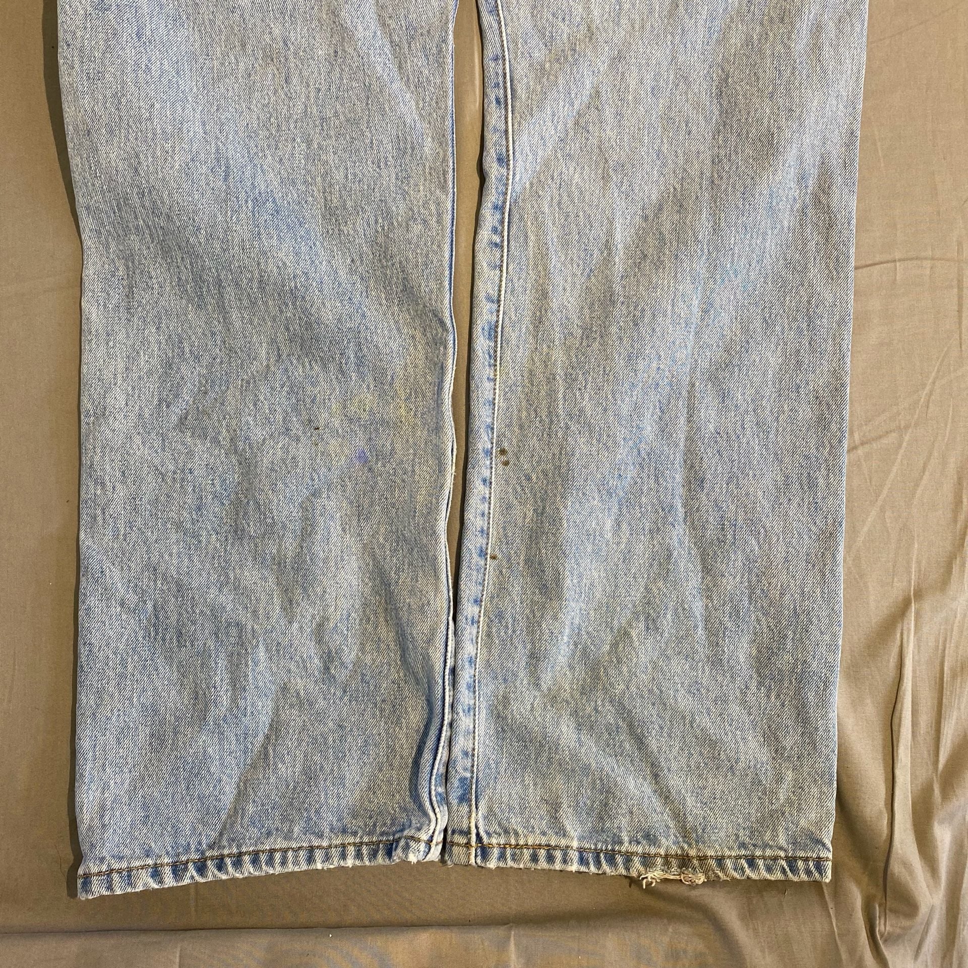 Levi's 501 Size 36x34 Light Wash Denim Button Fly Jeans 7