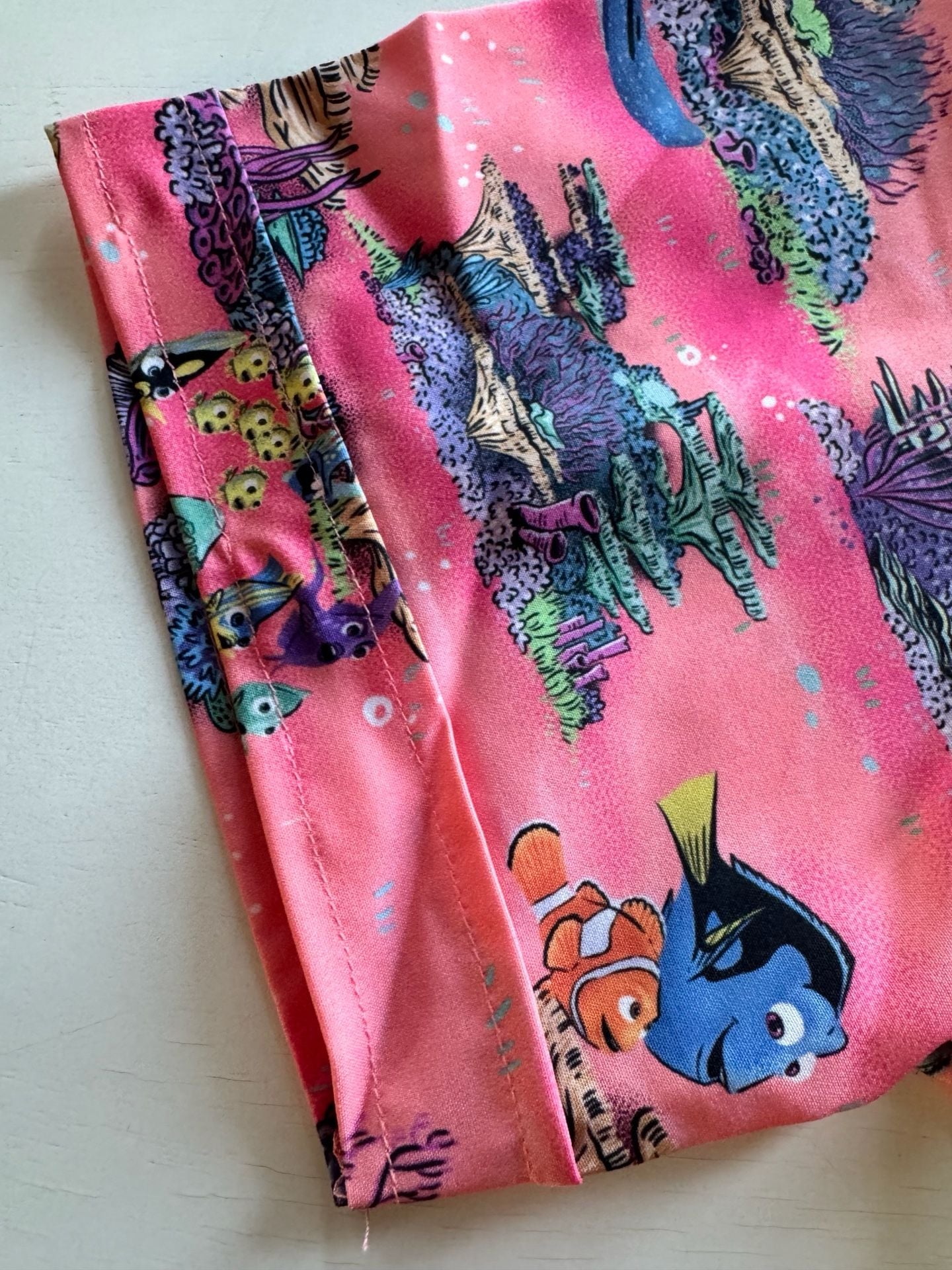 Pixar RSVLTS Finding Nemo Button-Down Shirt Size Medium Pink women’s Cut NWT 5