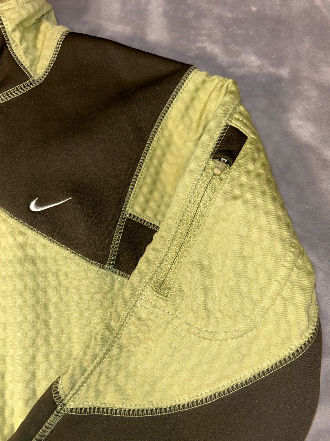 Womans Nike Therma Fit Quarter Zip Pullover Size Medium Olive Green Waffle Knit 3