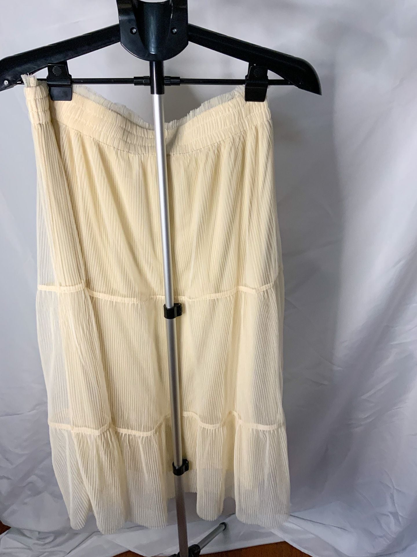 LC Lauren Conrad Tiered Maxi Skirt Women’s Size Small Cream 3