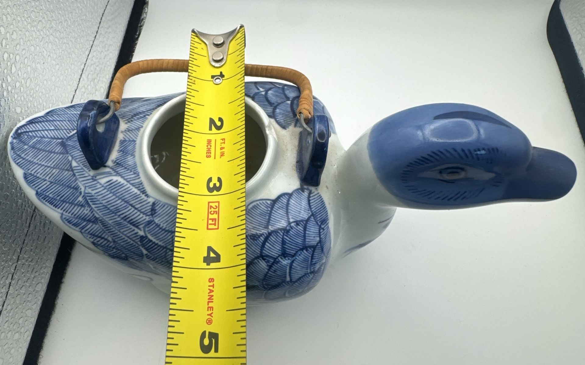 Vintage Hand Painted Blue And White Duck Ceramic Teapot 8