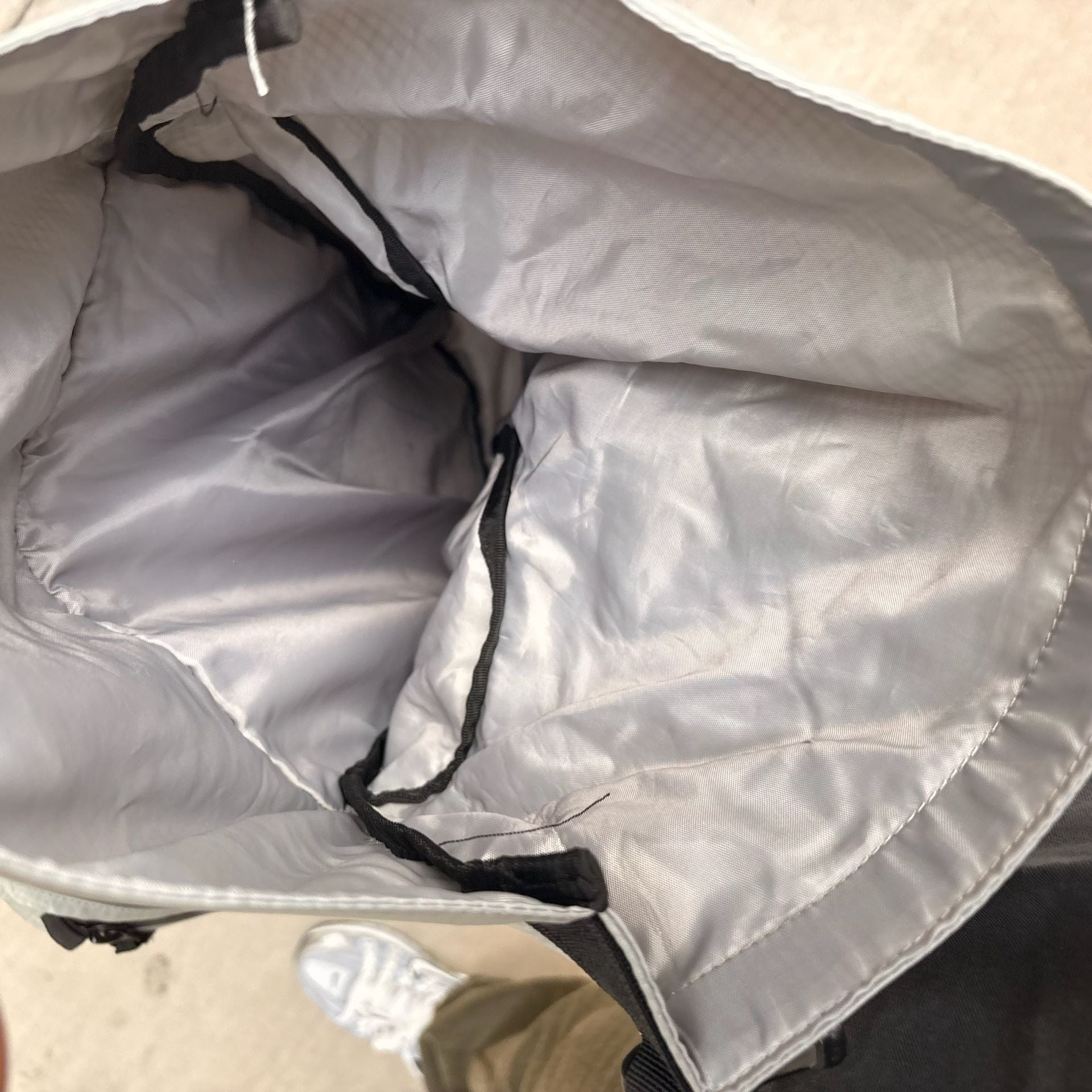 Oakley Motion Backpack Grey Tech Gorpcore Roll Top 6