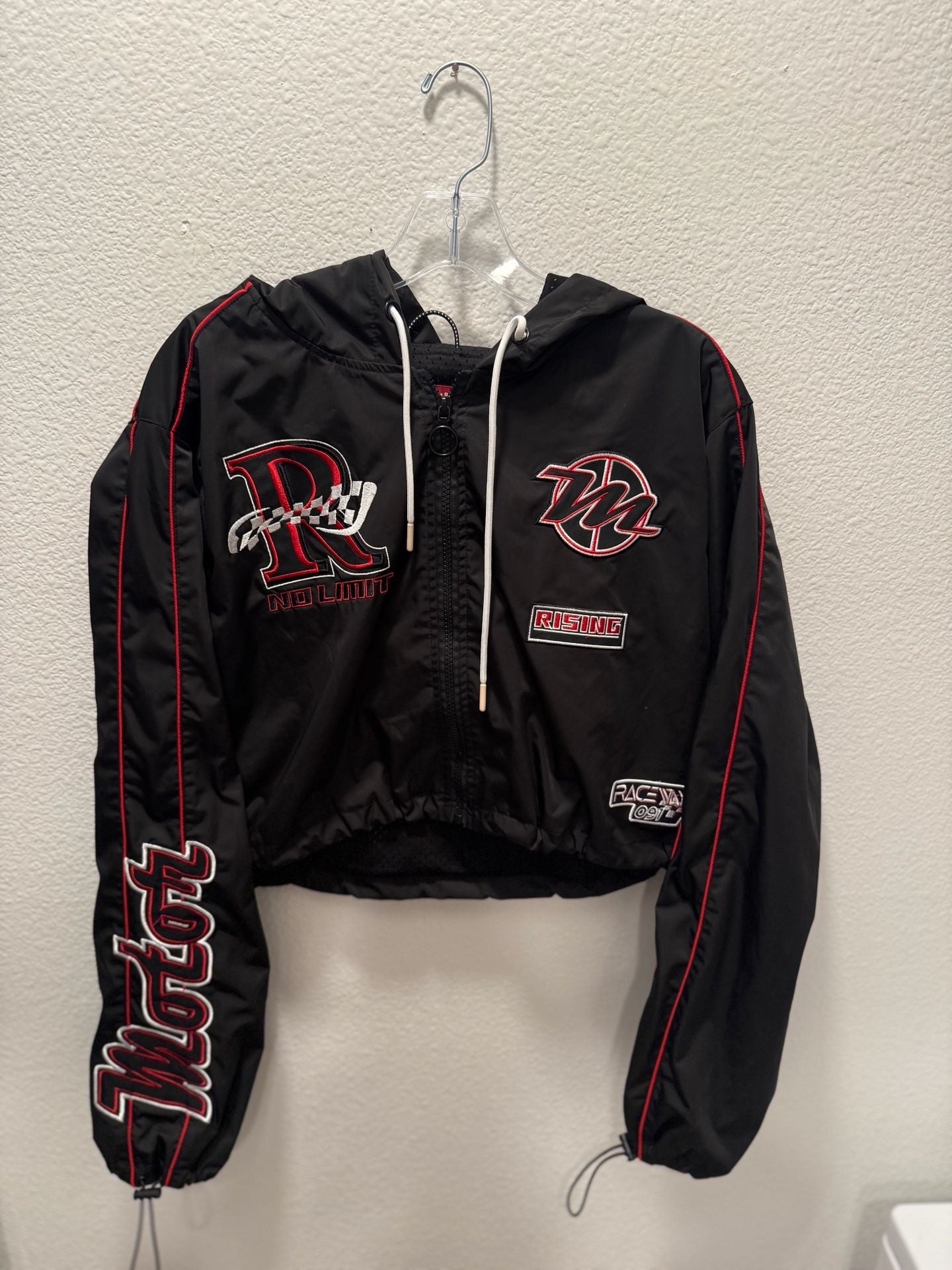Smoke Rise Grand Prix Racing Windbreaker Size Womens XL Black Red Embroidered 2