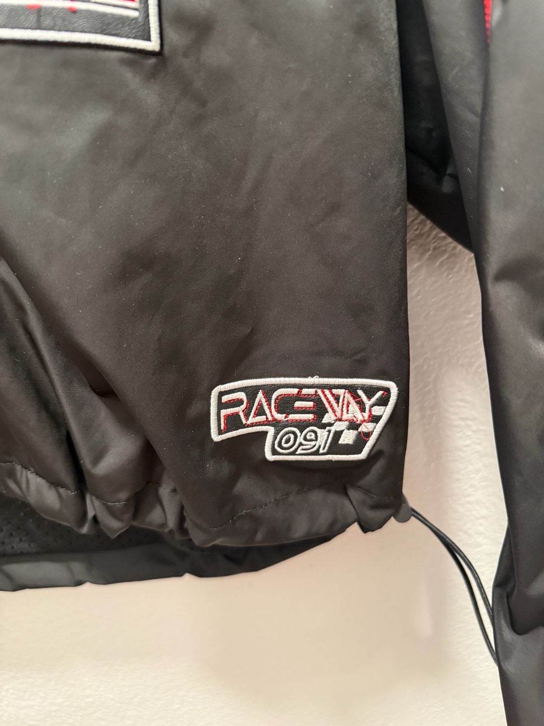 Smoke Rise Grand Prix Racing Windbreaker Size Womens XL Black Red Embroidered 7