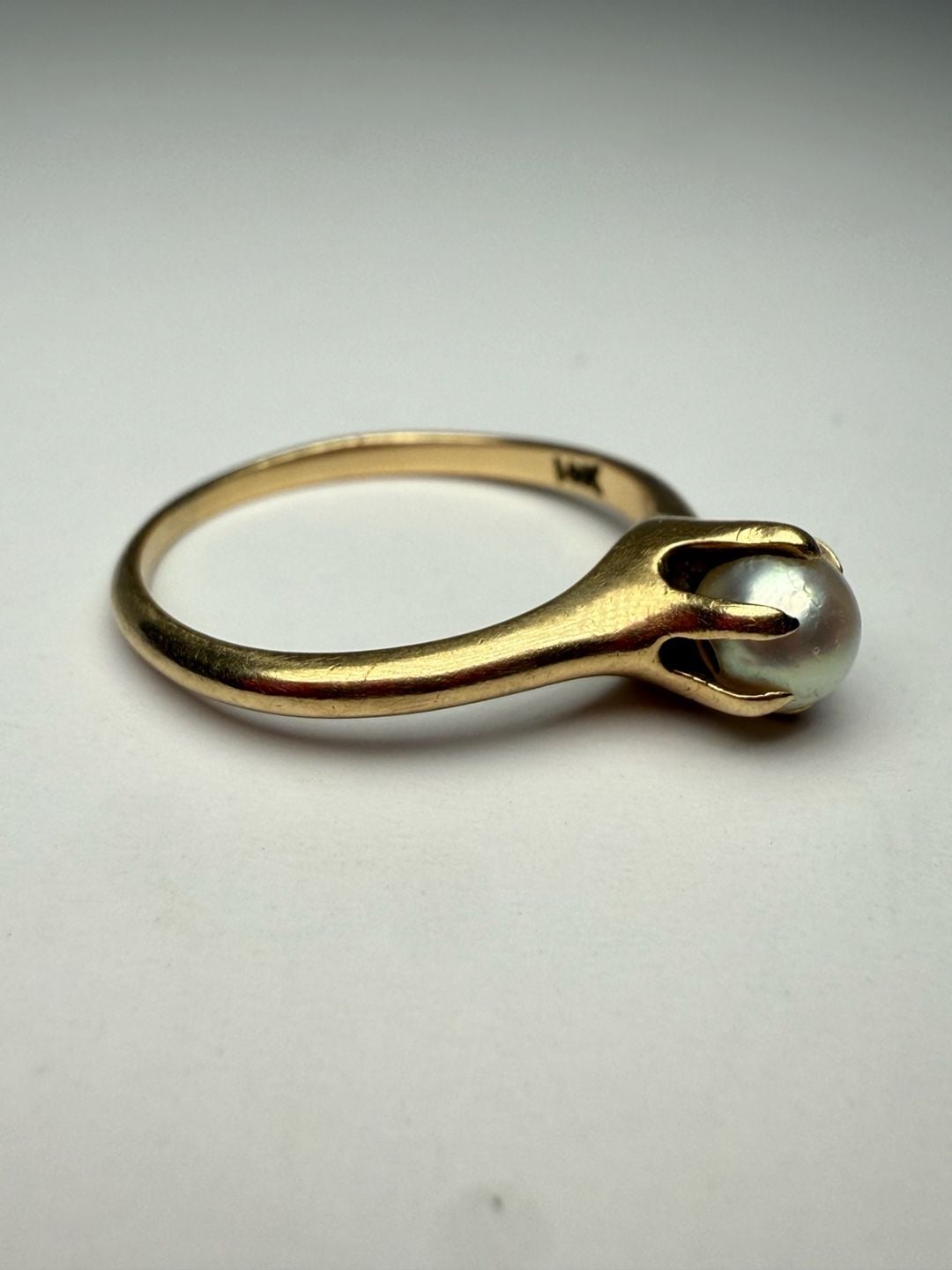 Victorian Claw Mount Single Pearl Ring in 14K Yellow Gold 7mm - , 18