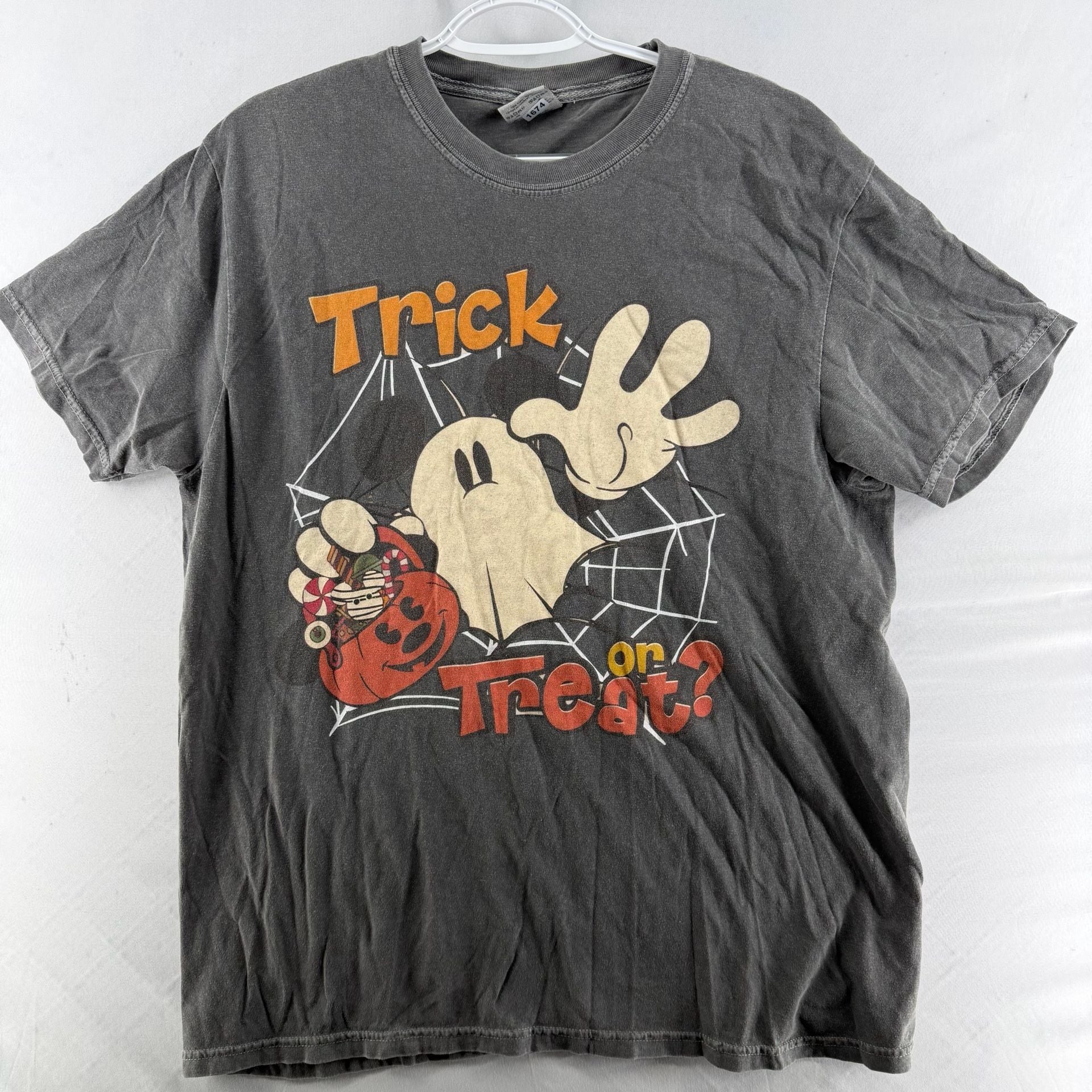 1674 Comfort Colors Mickey Mouse Halloween Trick Or Treat Size L 2
