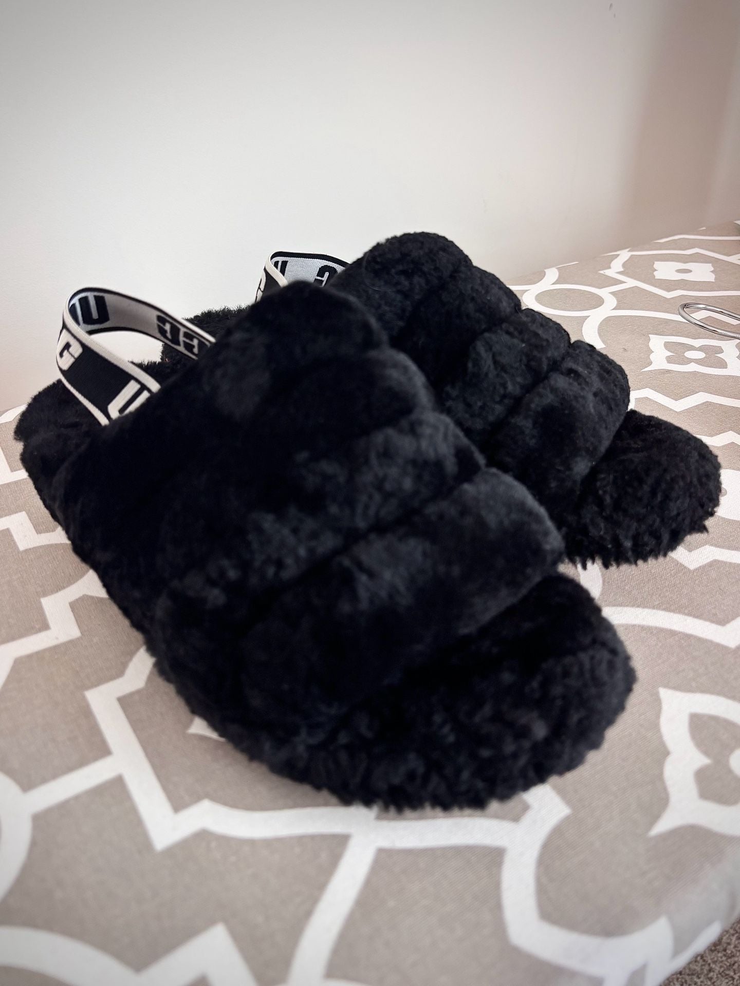 KIDS UGG Fluff Yeah Slide Slippers Black 2