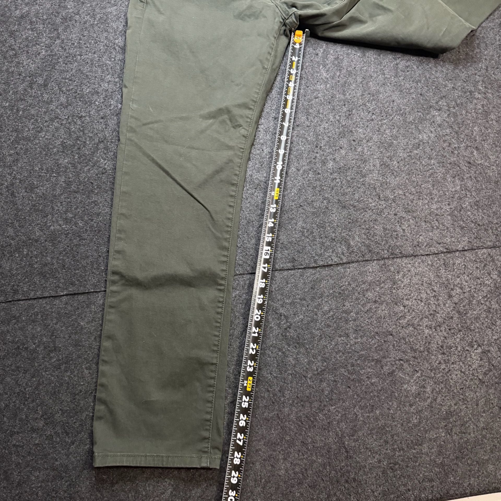Liverpool Slim Straight Pants Size 31x30 Green 7