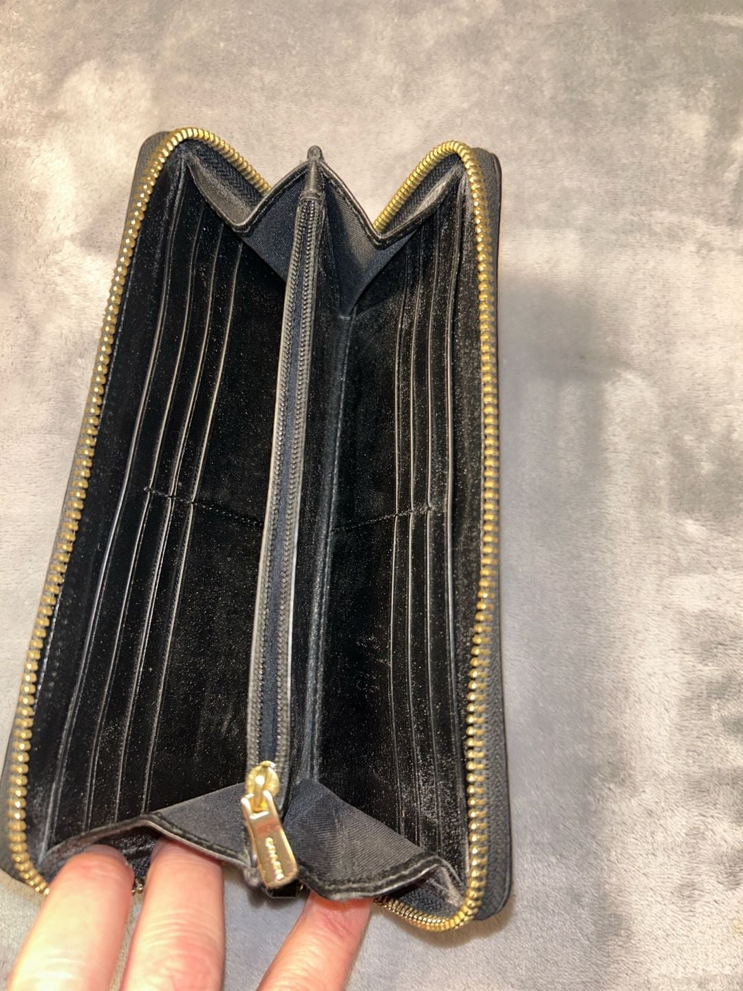 Authentic Coach Quilted Black Leather Zip Around Wallet 5