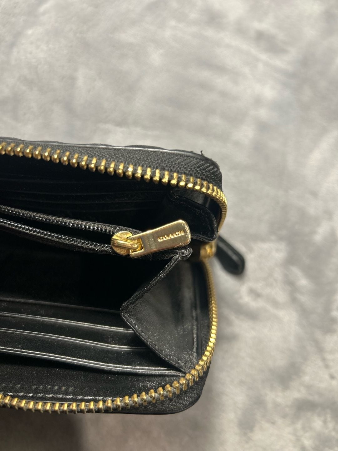 Authentic Coach Quilted Black Leather Zip Around Wallet 8