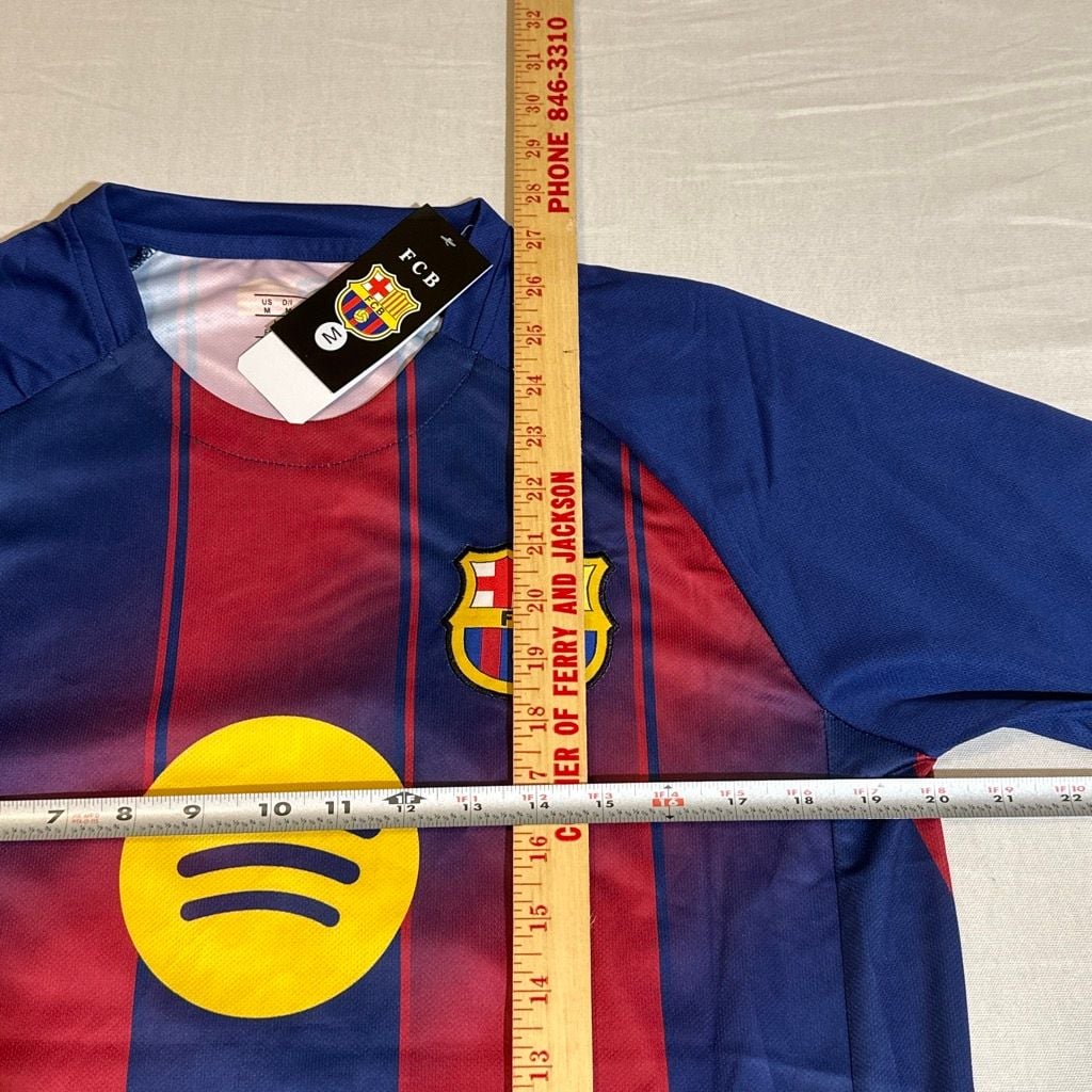 FC Barcelona Lamine Yamal Soccer Jersey Size M 4