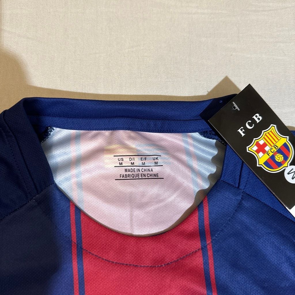 FC Barcelona Lamine Yamal Soccer Jersey Size M 5
