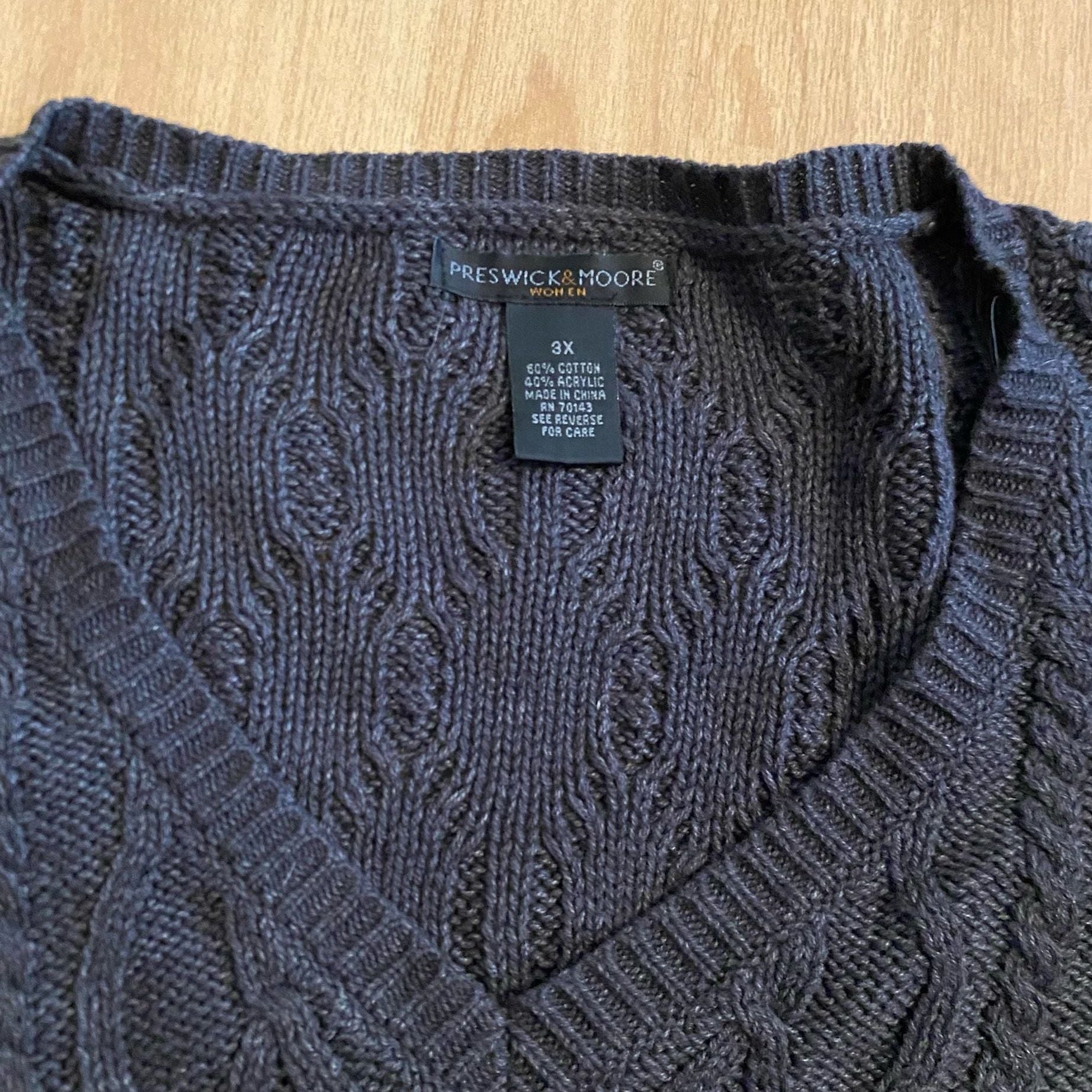 Preswick & Moore Cable Knit V-Neck Sweater 4