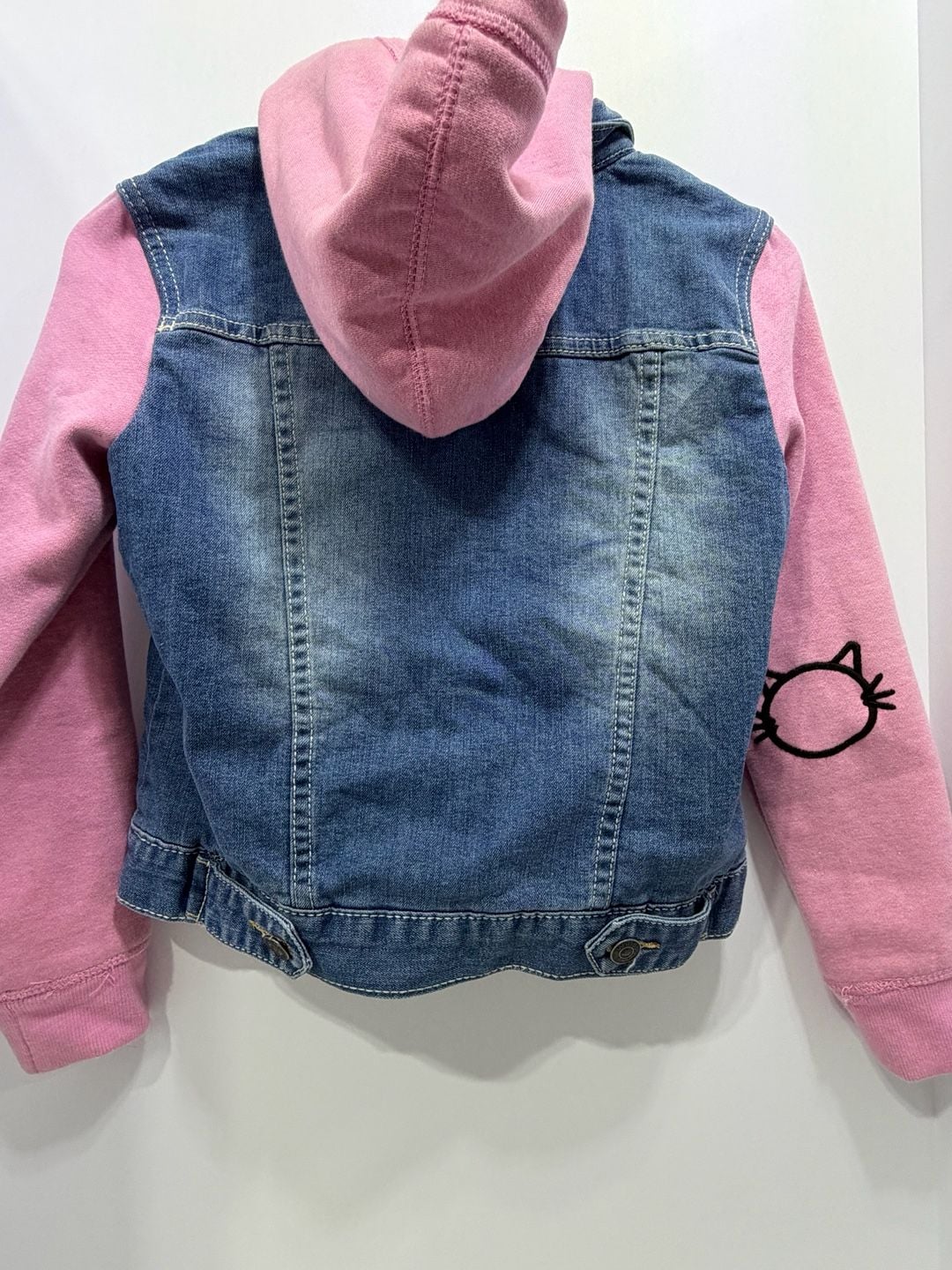 Vigoss Denim Jacket With Pink Sleeves And Hood Size 10/12 Cat Embroidered 9