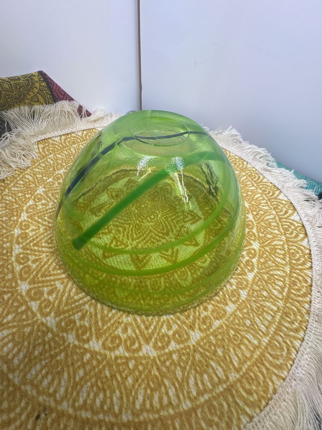 Kosta Boda Contrast Lime Green Bowl Anna Ehrner Swirl Art Glass 4