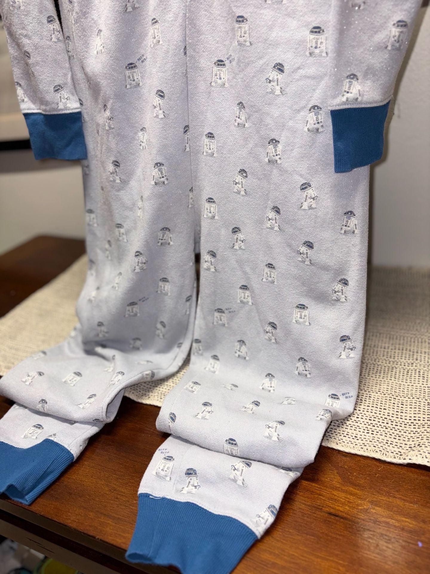 Star Wars Slumber R2D2 Suit Size M Gray Pajamas 5
