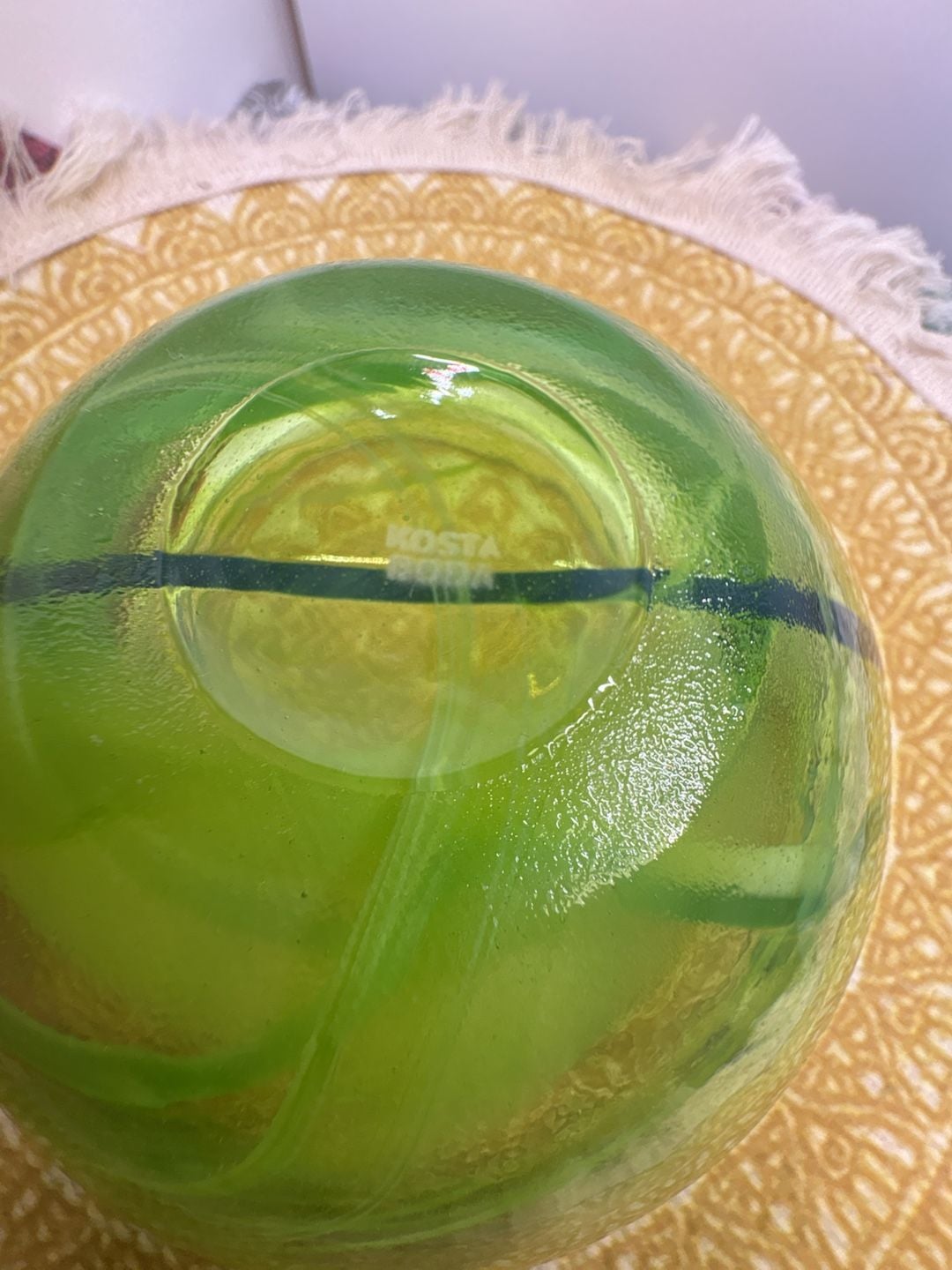 Kosta Boda Contrast Lime Green Bowl Anna Ehrner Swirl Art Glass 5