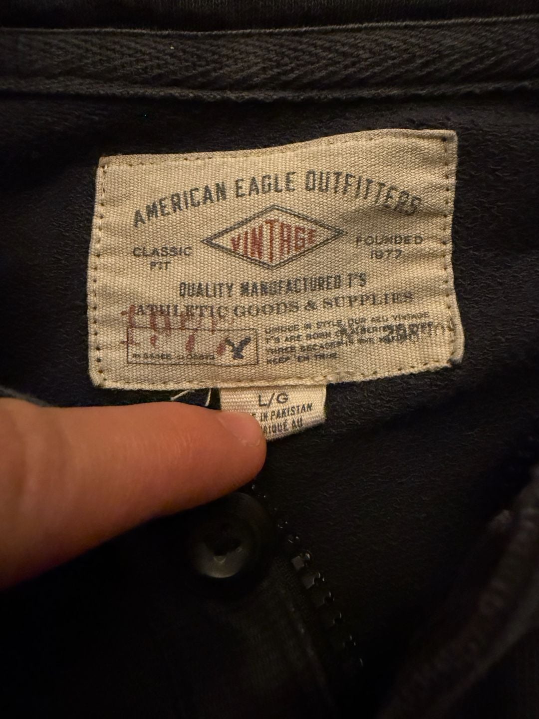 Distressed American Eagle Outfitters VINTAGE TAG Henley Sweatshirt Size L Black 3