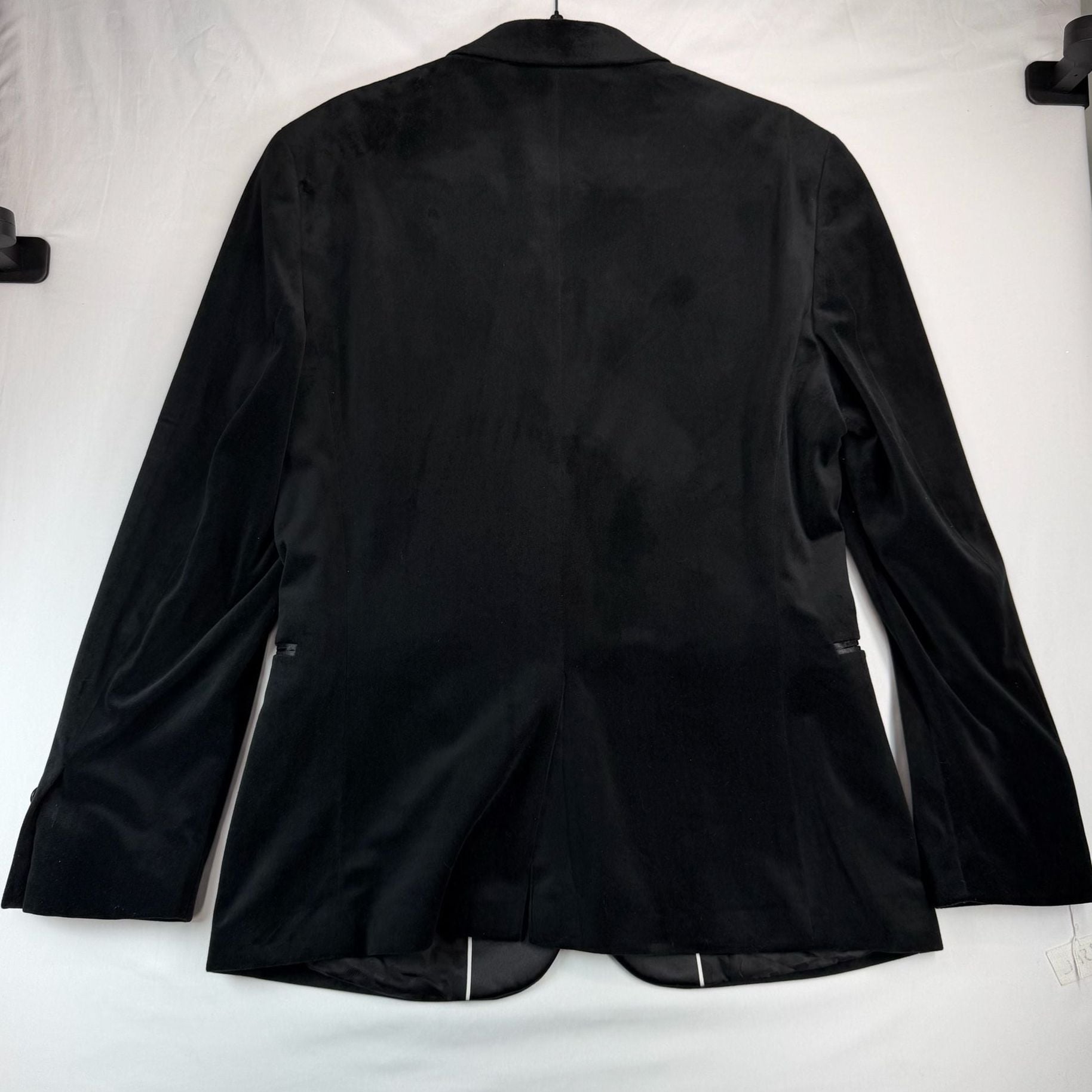 Express Mens Black Velvet Tuxedo Blazer Satin Peak Lapel Formal Jacket 5