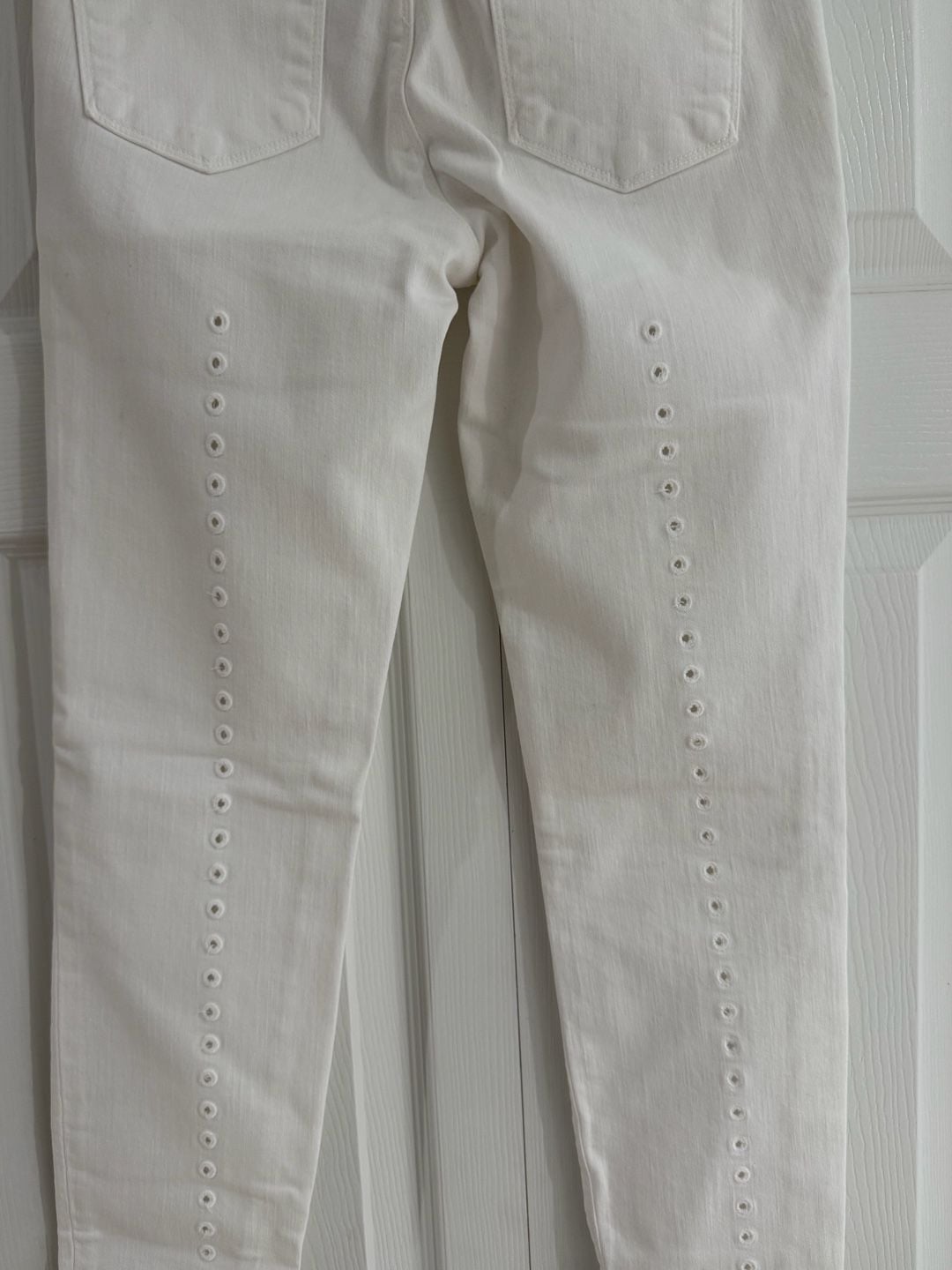J Brand Skinny Jeans Size 28 White Grommet Detail 7