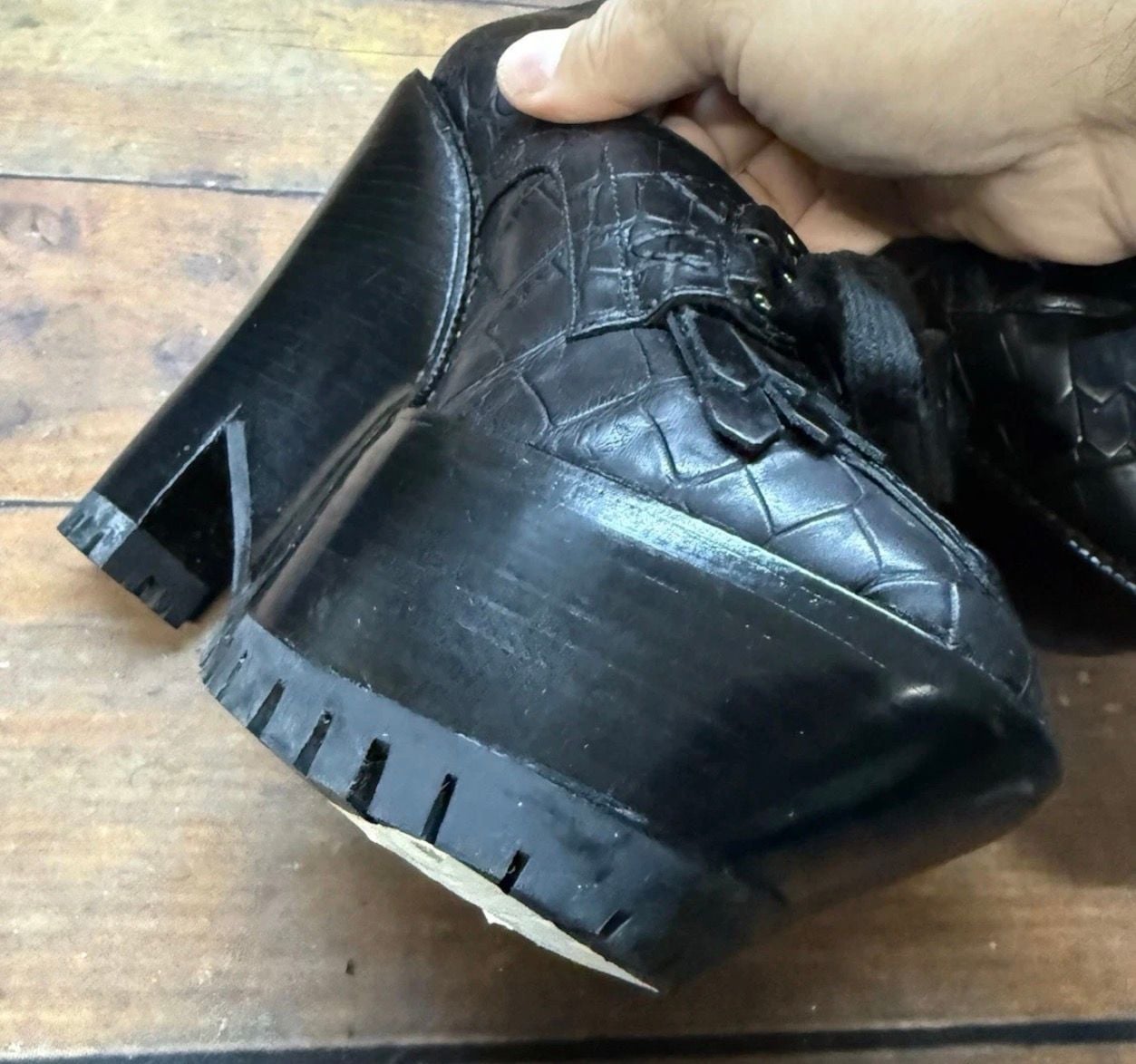 Burberry Prorsum Alligator Platform Heels Black Croc EU 37.5 Runway 14