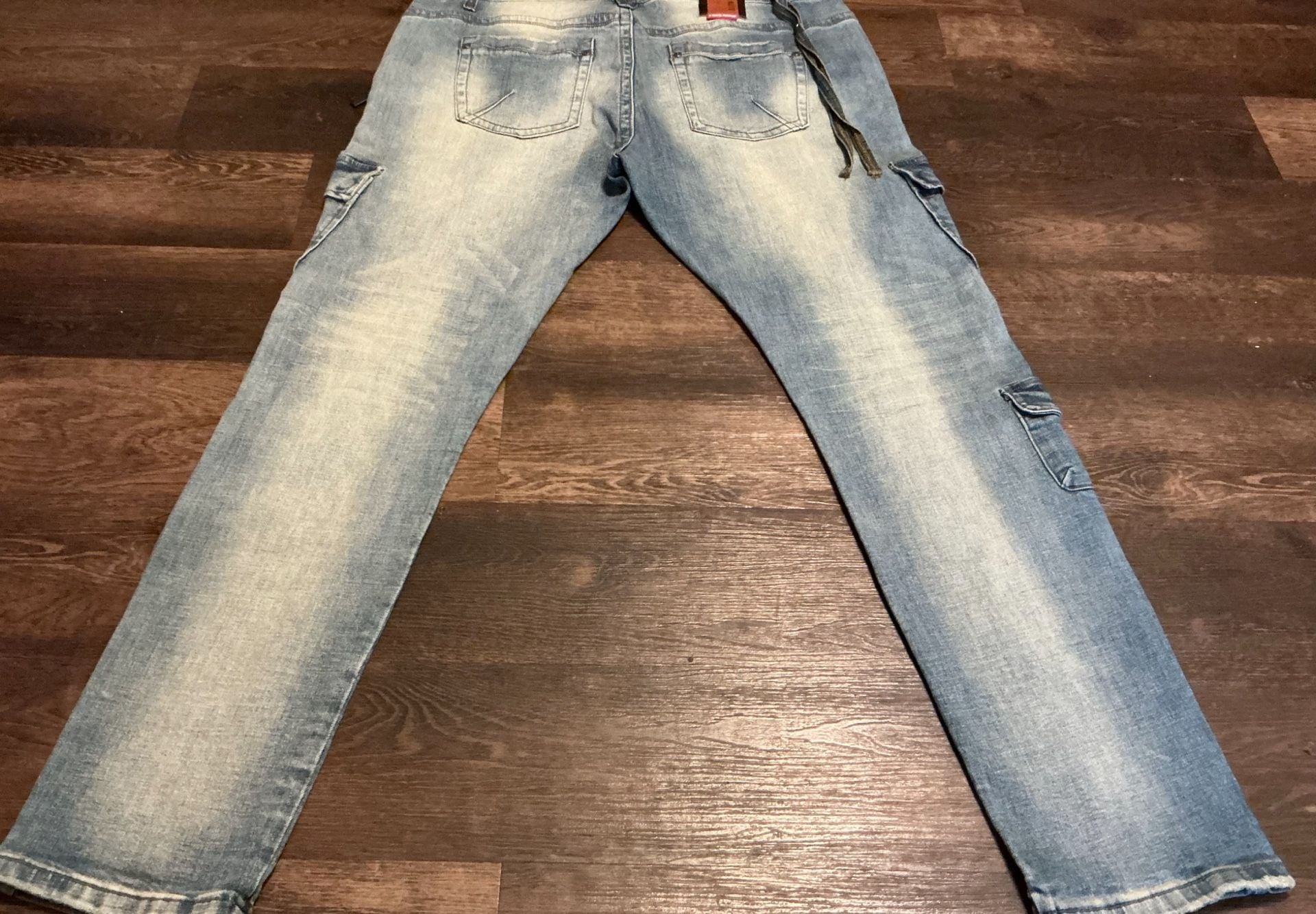 Côte de Nuits Guerre et Paix Distressed Utility Cargo Jeans 7
