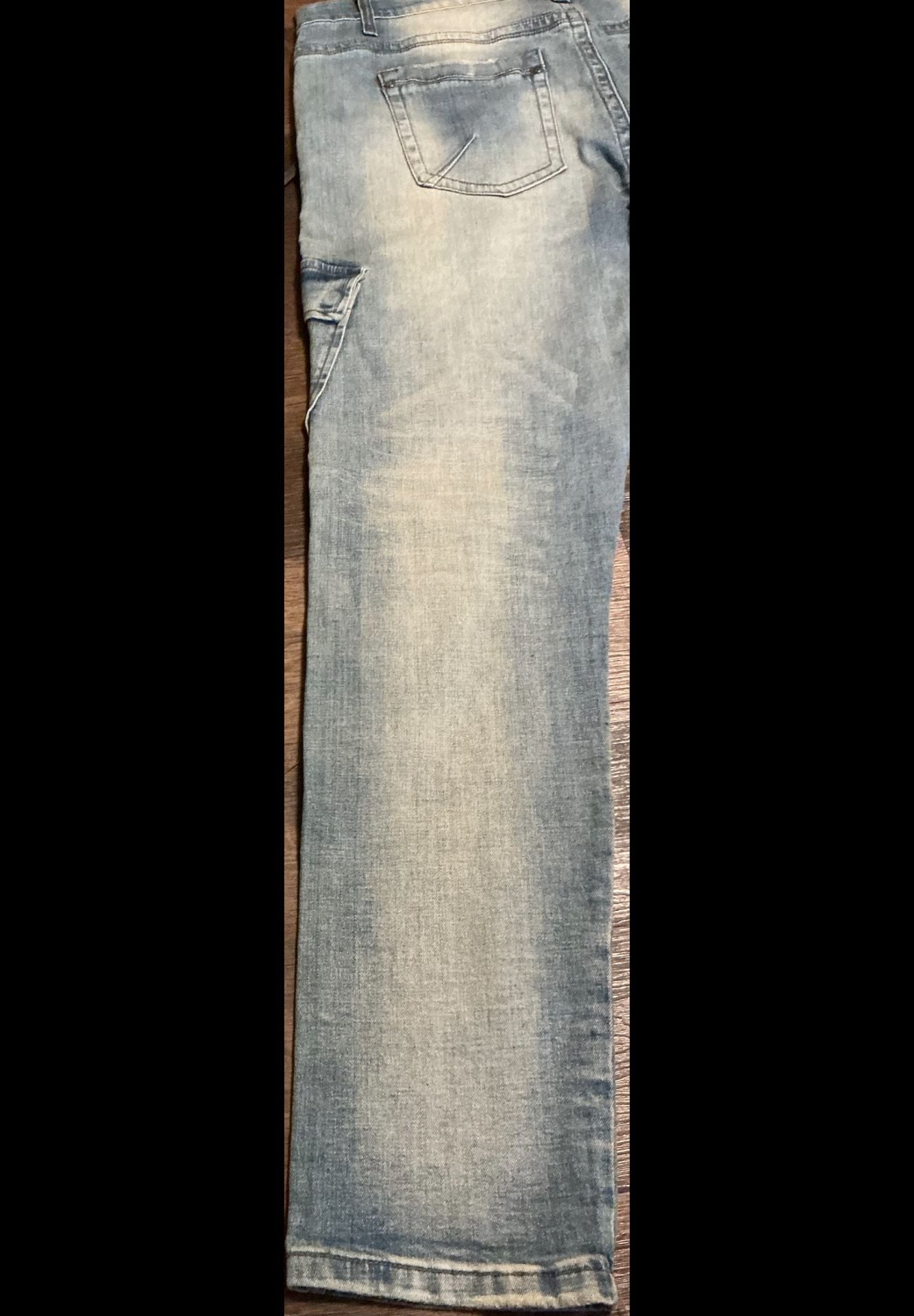 Côte de Nuits Guerre et Paix Distressed Utility Cargo Jeans 13