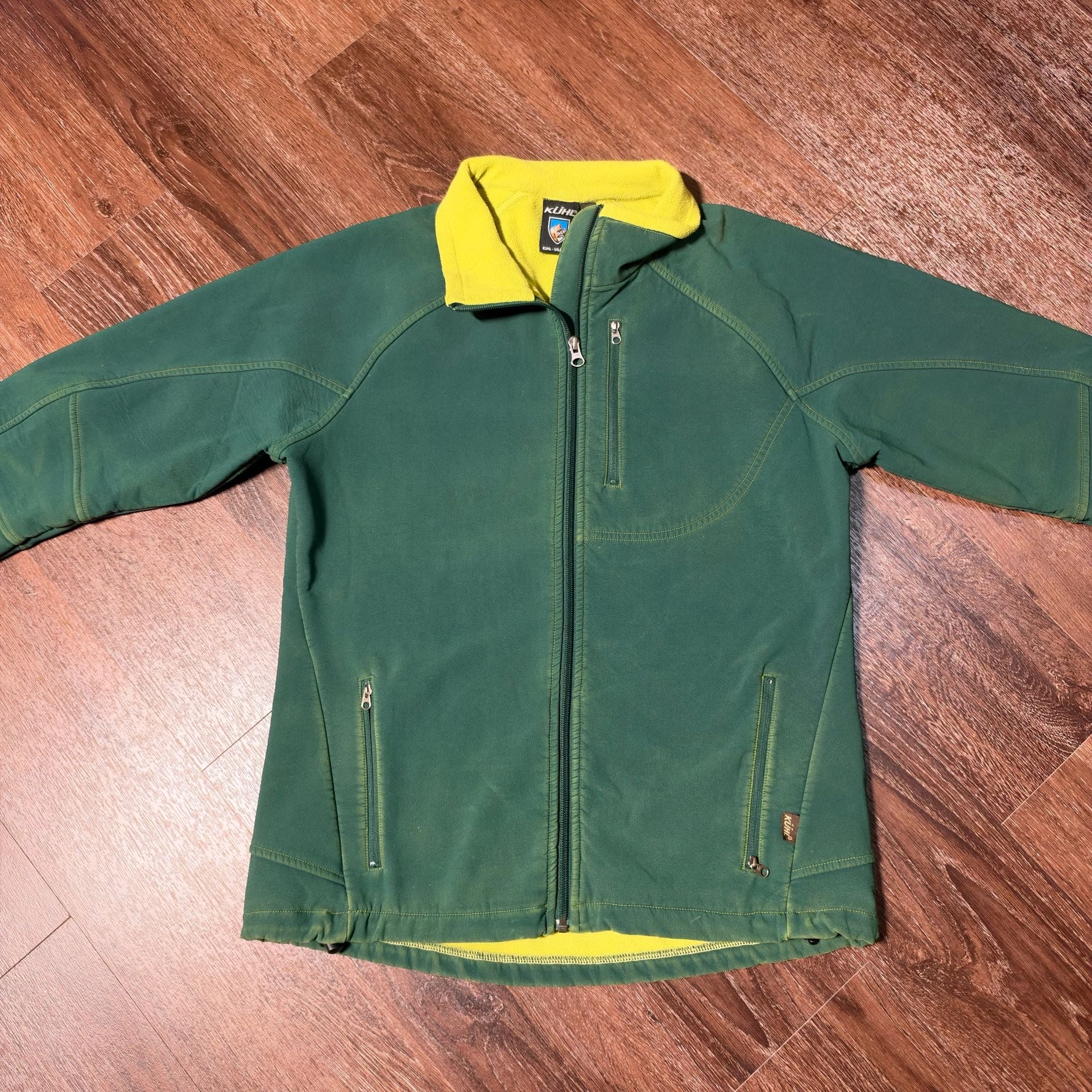 Essential Kühl Full Zip Softshell Jacket Size M Green Yellow Fleece Outerwear 2