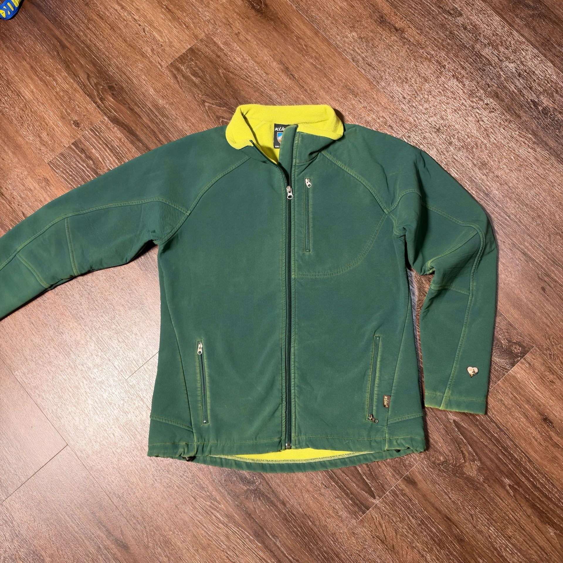 Essential Kühl Full Zip Softshell Jacket Size M Green Yellow Fleece Outerwear 6