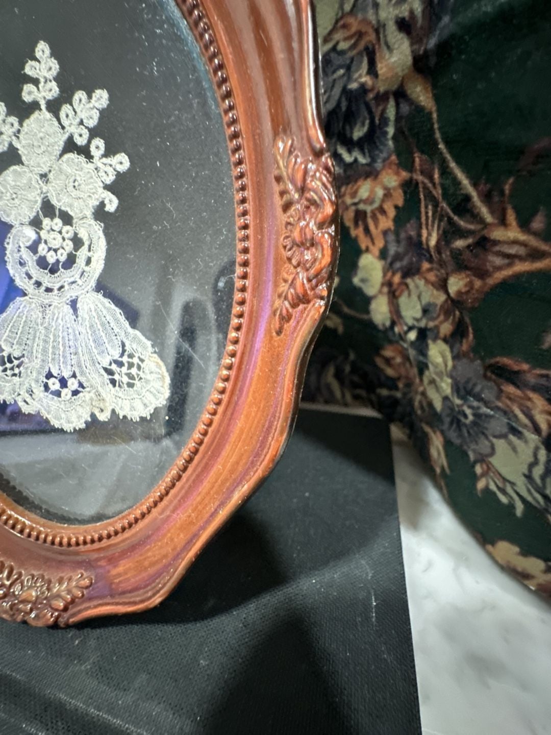 Lace Jewel Framed Handmade White Lace Dress Figurine Brugge Belgium Vintage 5