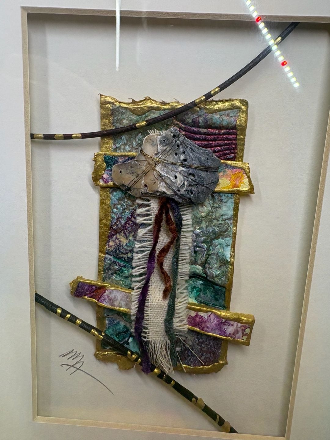 Signed Cyndi Mylynne & Jeff Adam’s Wall Art Signed Framed Golden Leaf -Set of 2 6