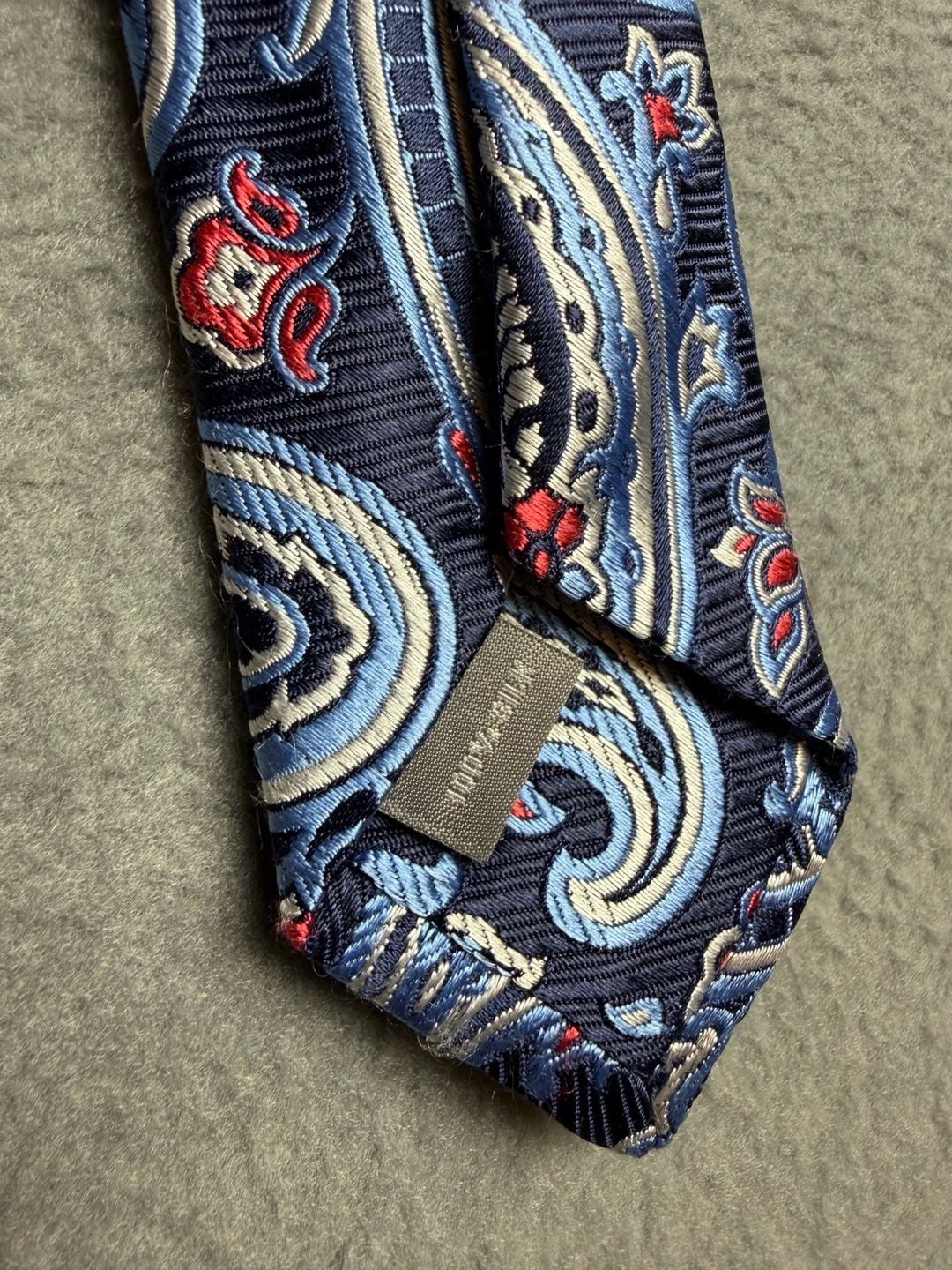 Product thumbnail 4