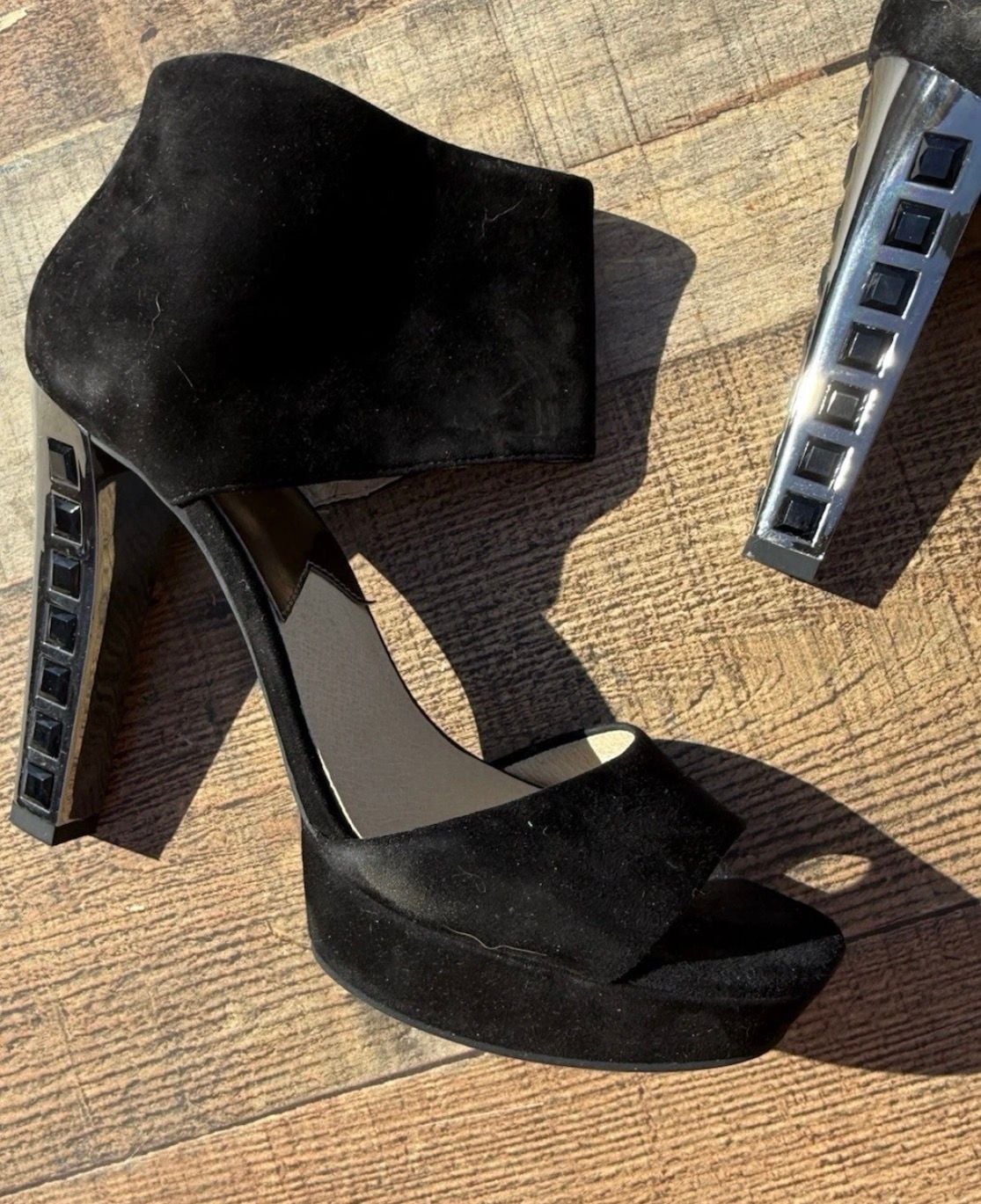 Michael Kors Josie Open Toe Size 8 1/2M Black Suede Heels 7