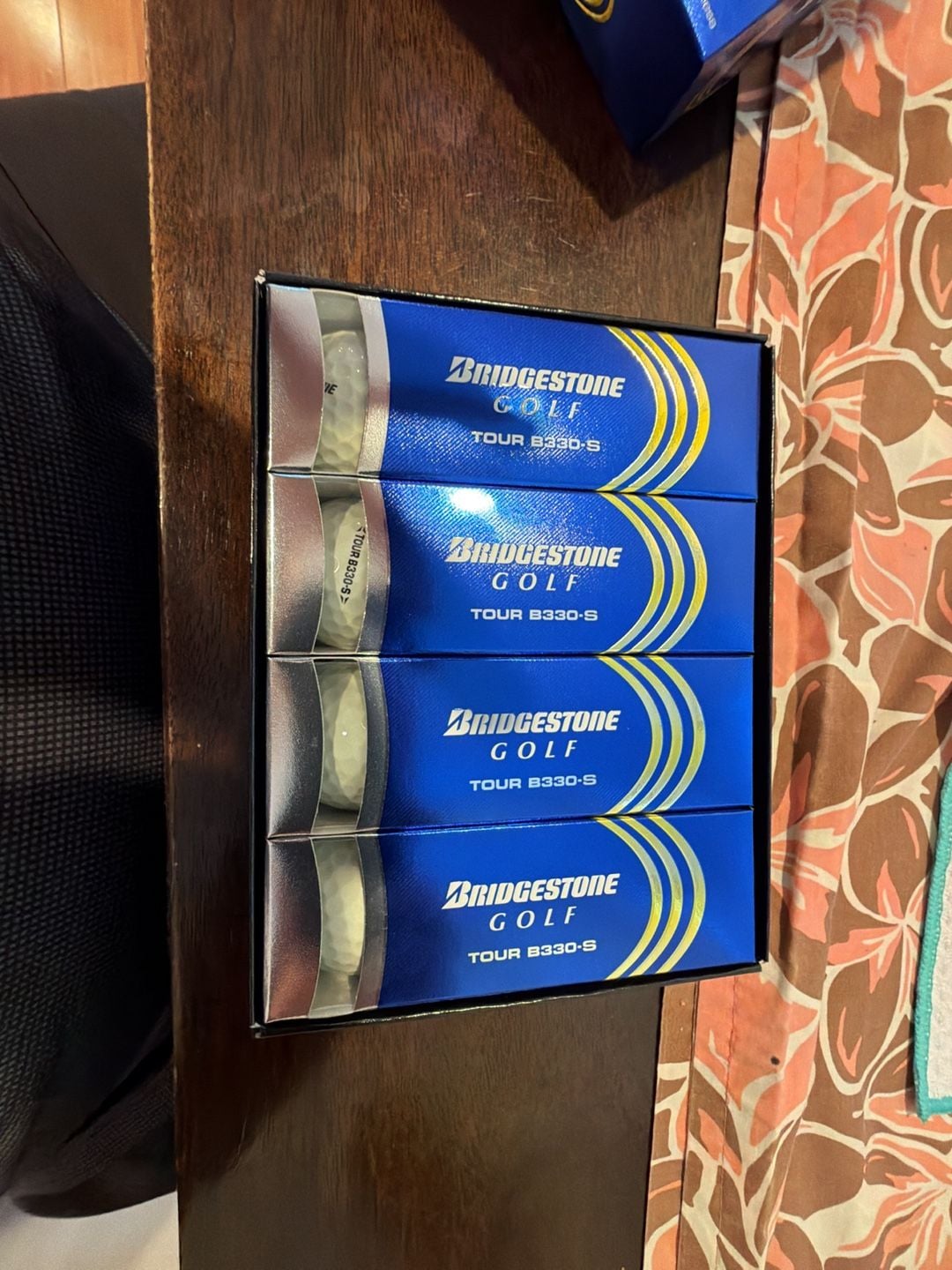 Bridgestone Tour B330-S Golf Balls Dozen Box 2