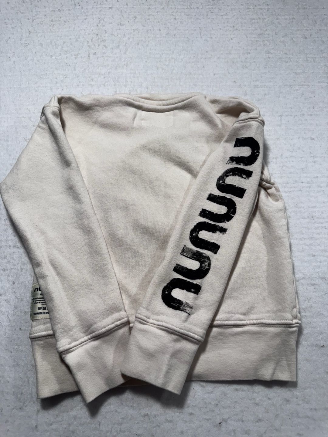 Nununu Kids Graphic Sweatshirt Size 6-7 Cream Terry Face Patch 11
