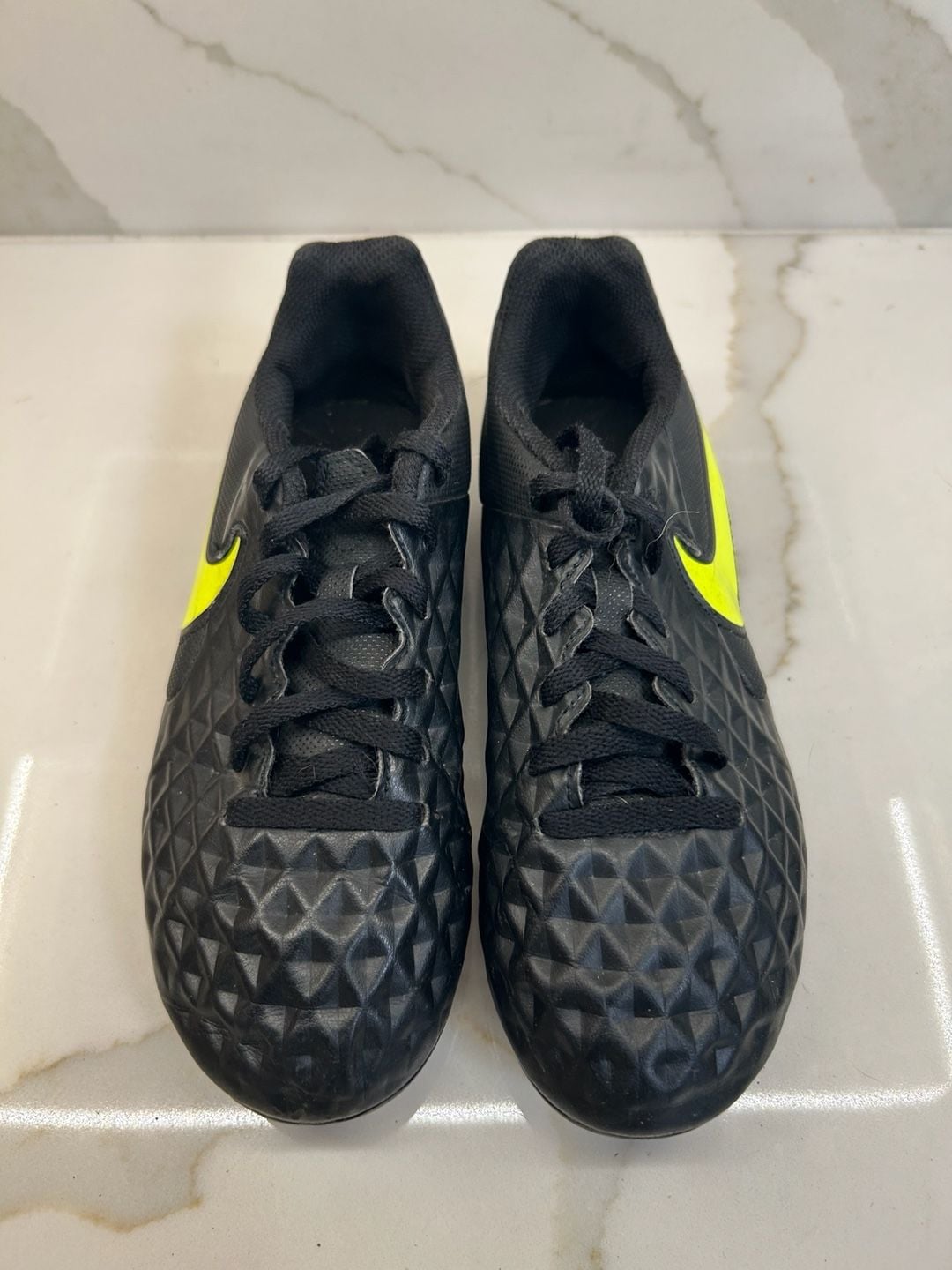 Nike Tiempo Legend 8 Club MG Soccer Cleats Black Yellow (Size: 1.5y) 3