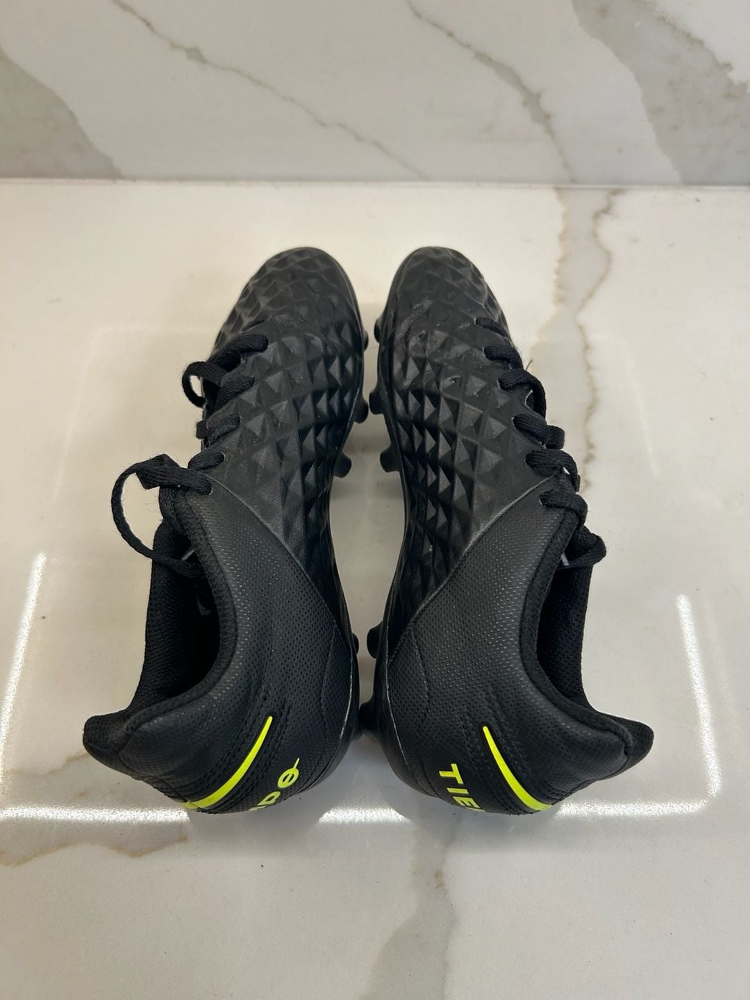 Nike Tiempo Legend 8 Club MG Soccer Cleats Black Yellow (Size: 1.5y) 4