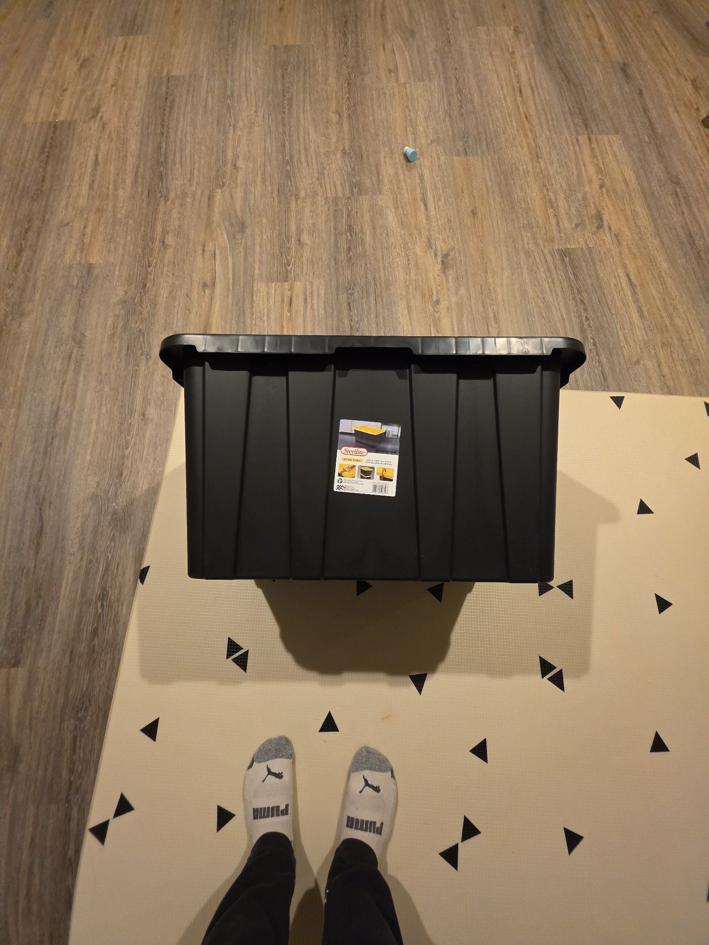 Sterilite Industrial Tote 27 Gal 27 Gallon Black Storage Bin 1